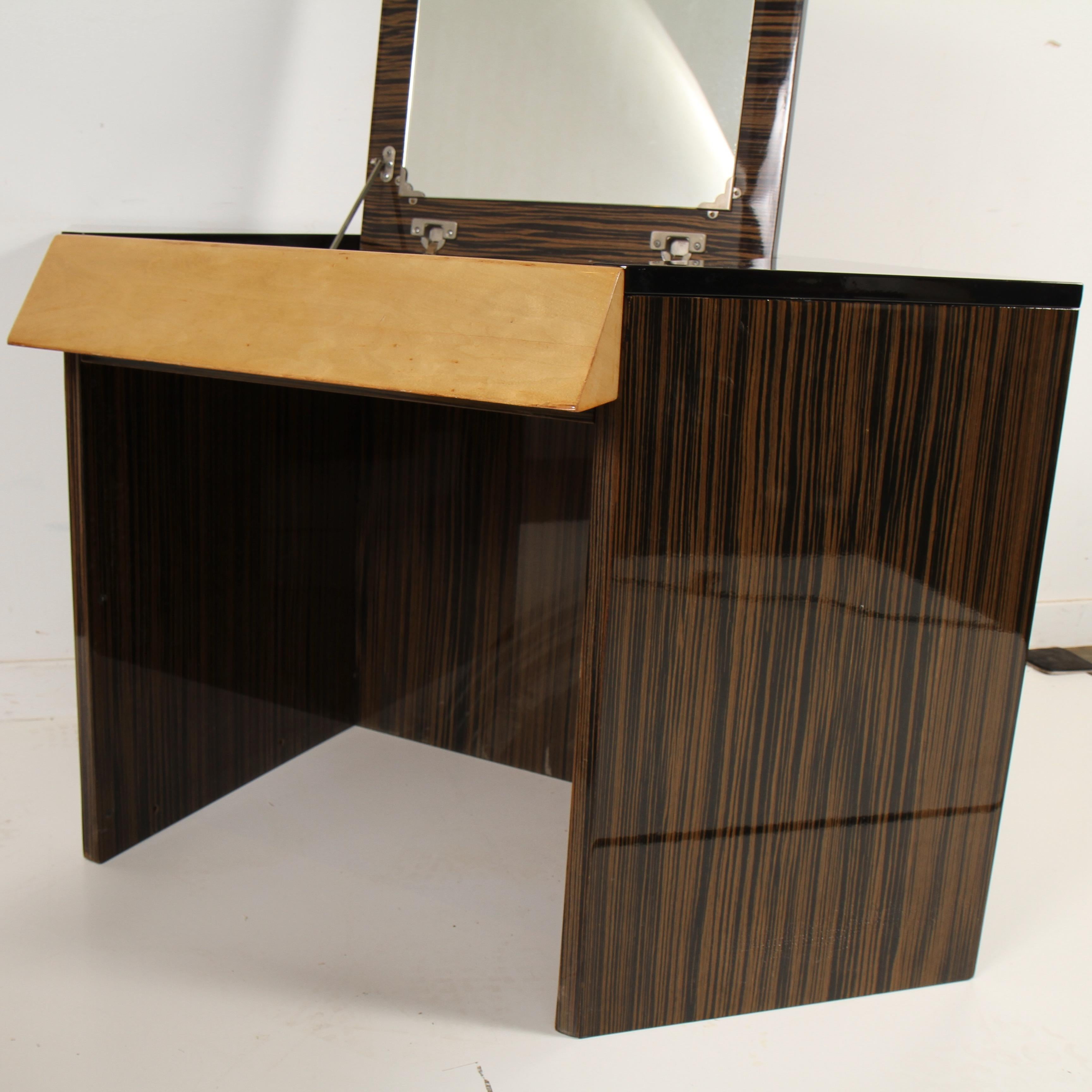 20th Century Roche Bobois Italian Vanity