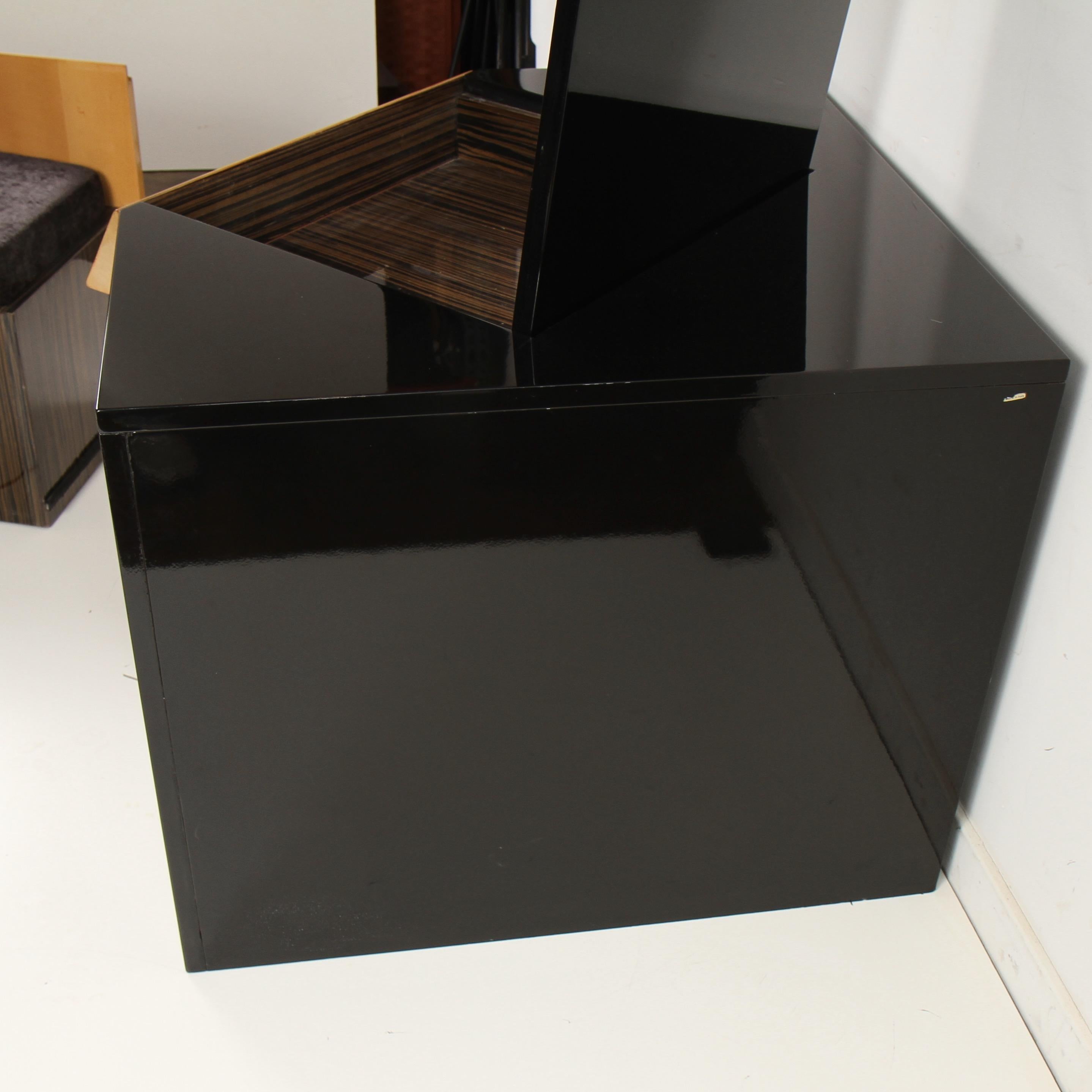Birch Roche Bobois Italian Vanity
