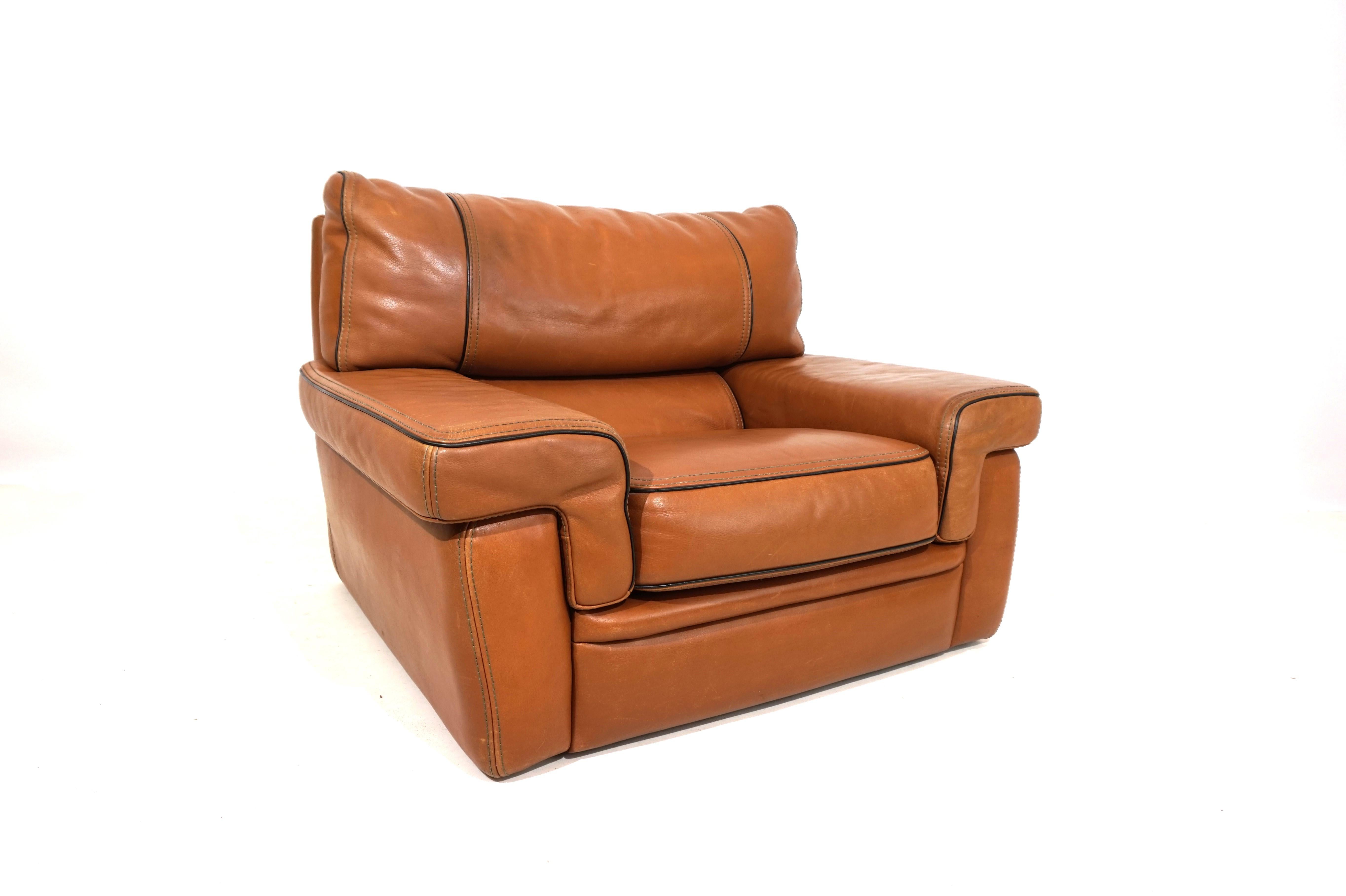 Roche Bobois leather armchair 70s 4