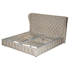 ROCHE BOBOIS LEATHER EMPEROR SiZED MAESTRO CHESTERFIELD TUFTED BED FRAME
