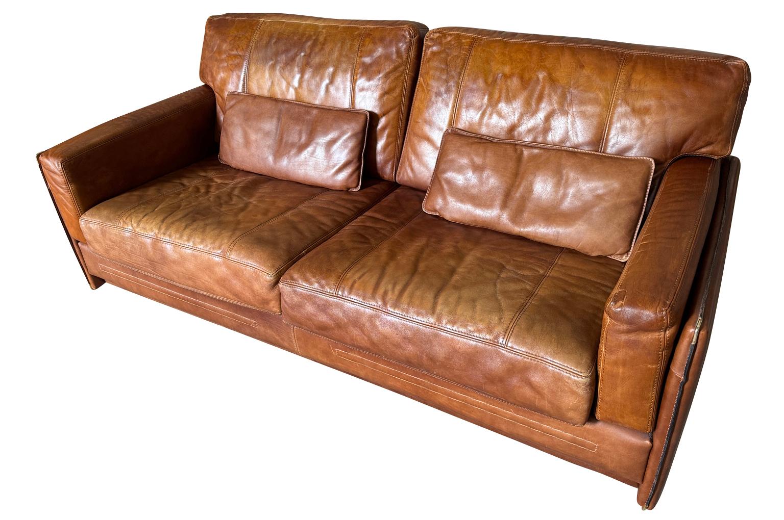 Français Canapé en cuir Roche Bobois en vente