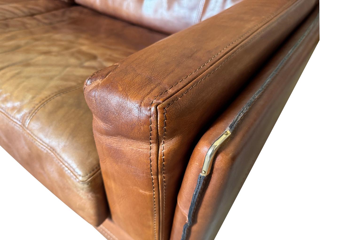 Canapé en cuir Roche Bobois en vente 1