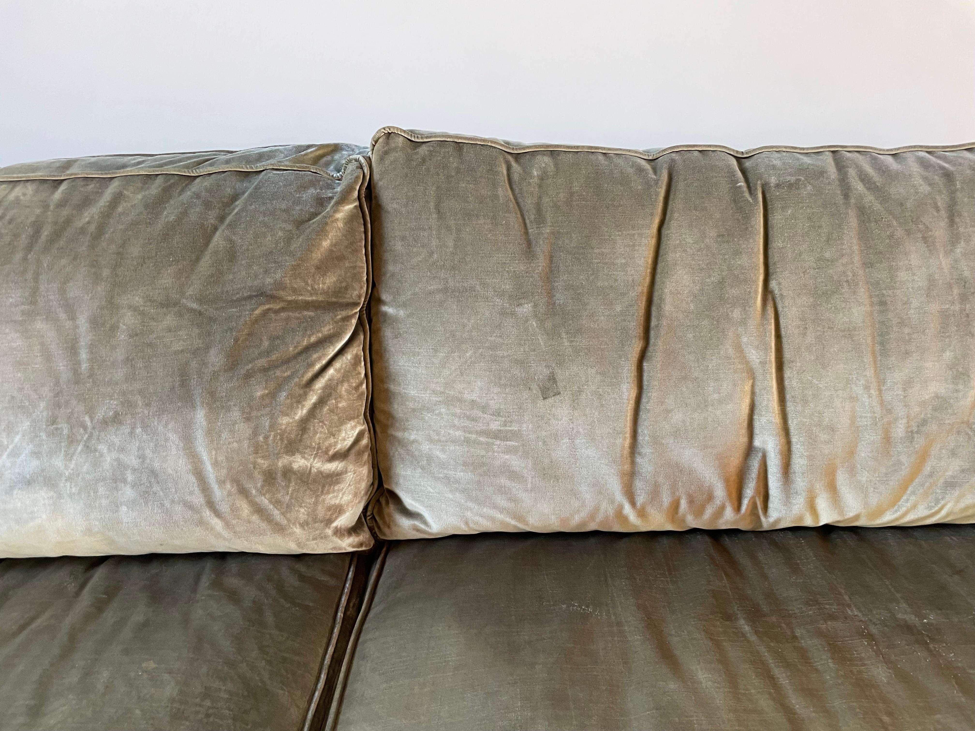 Roche Bobois Long Island Sofa  (Moderne) im Angebot