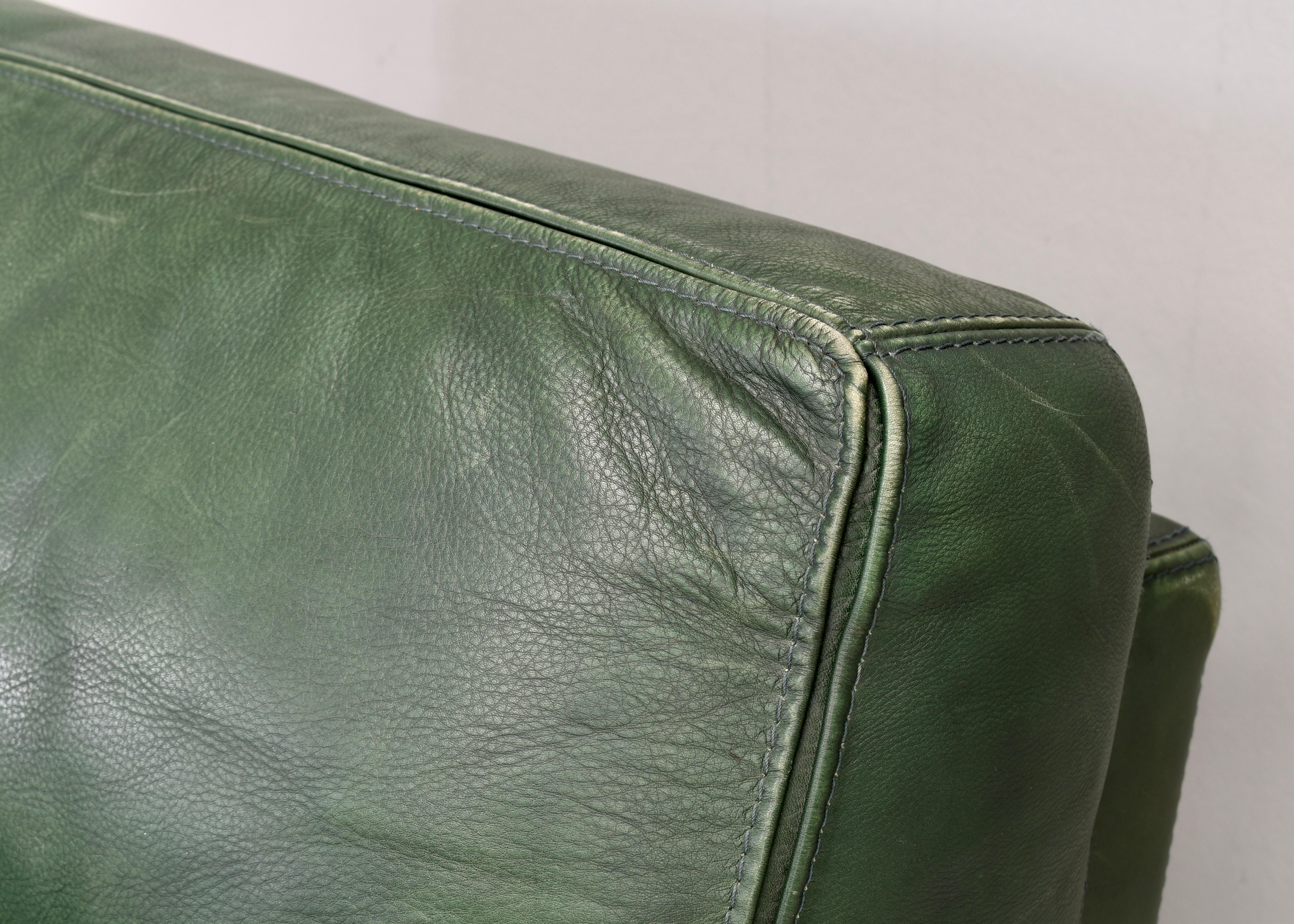 Roche Bobois Lounge Armchair in Original Green Patinated Leather – circa 1970 For Sale 6
