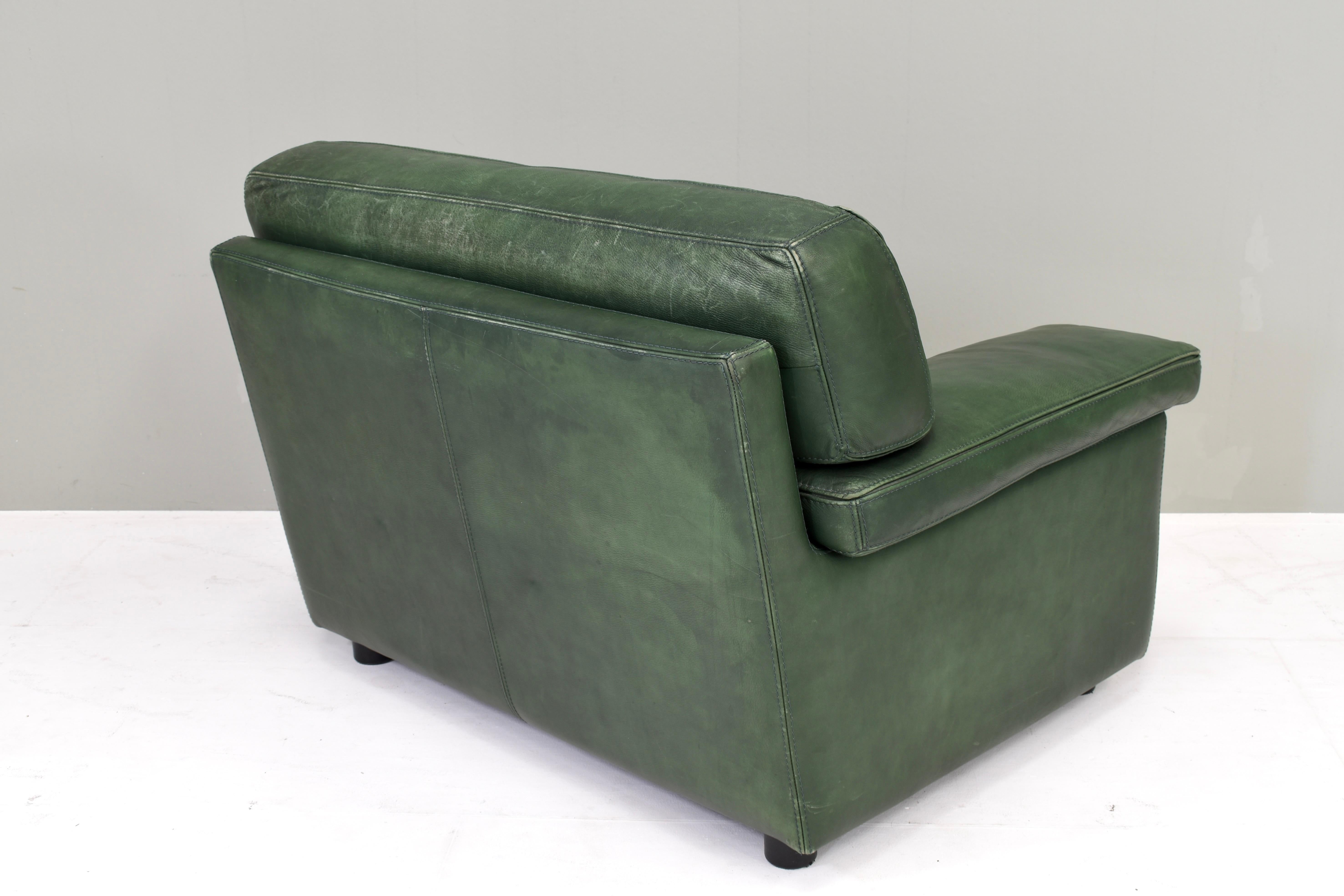 Roche Bobois Lounge Armchair in Original Green Patinated Leather – circa 1970 For Sale 7