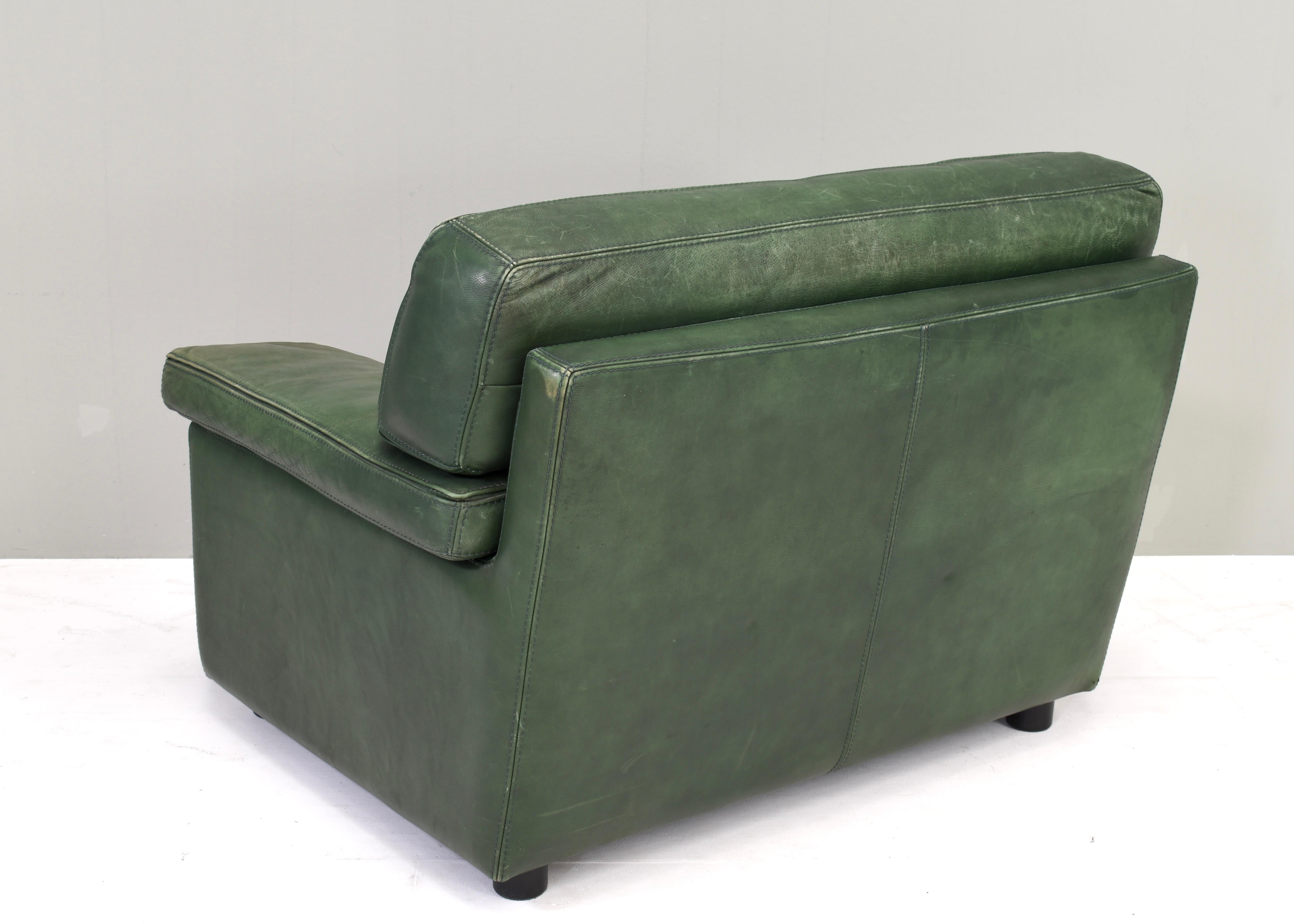 Roche Bobois Lounge Armchair in Original Green Patinated Leather – circa 1970 For Sale 8