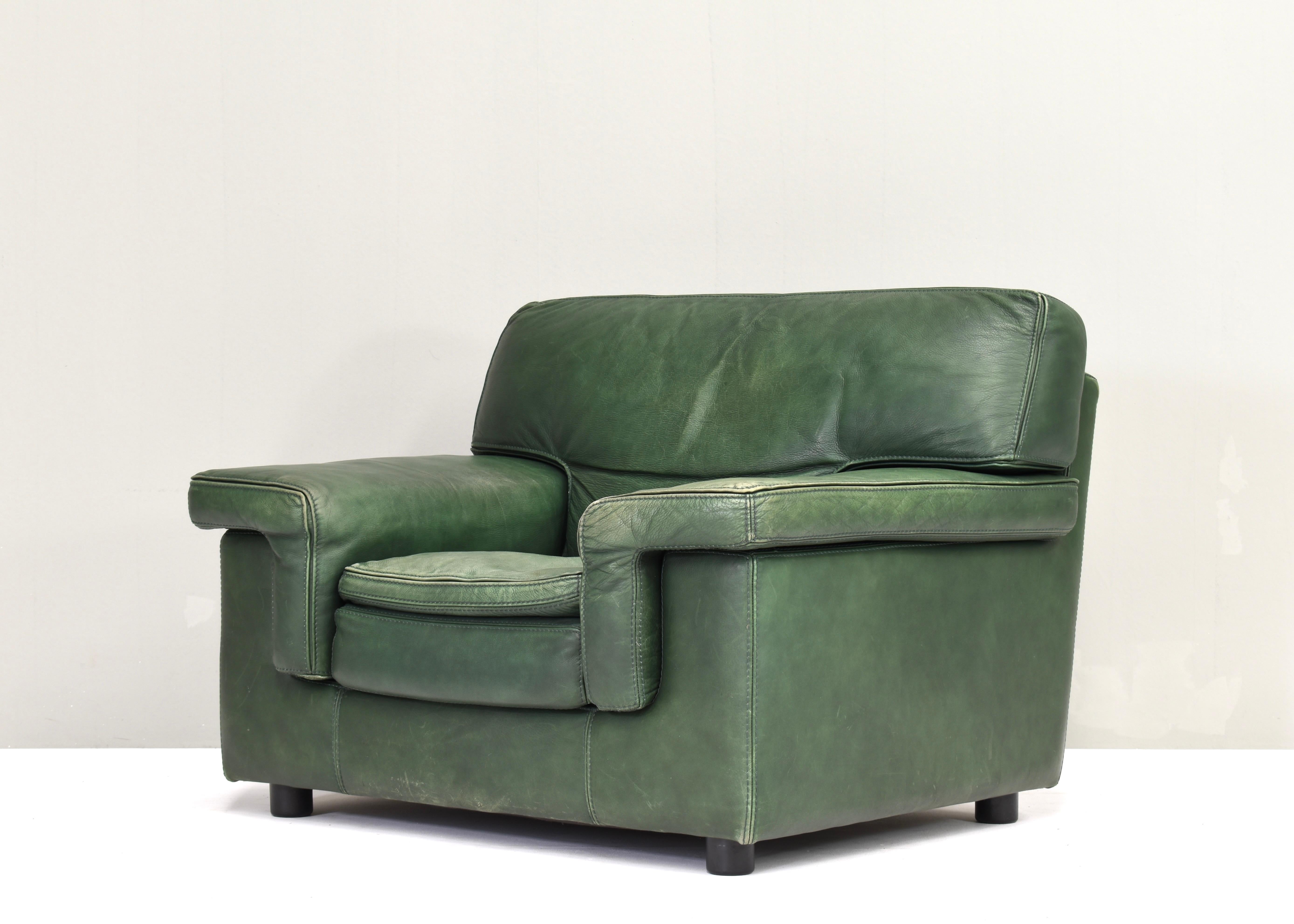 Mid-Century Modern Roche Bobois Lounge Armchair in Original Green Patinated Leather – circa 1970 For Sale