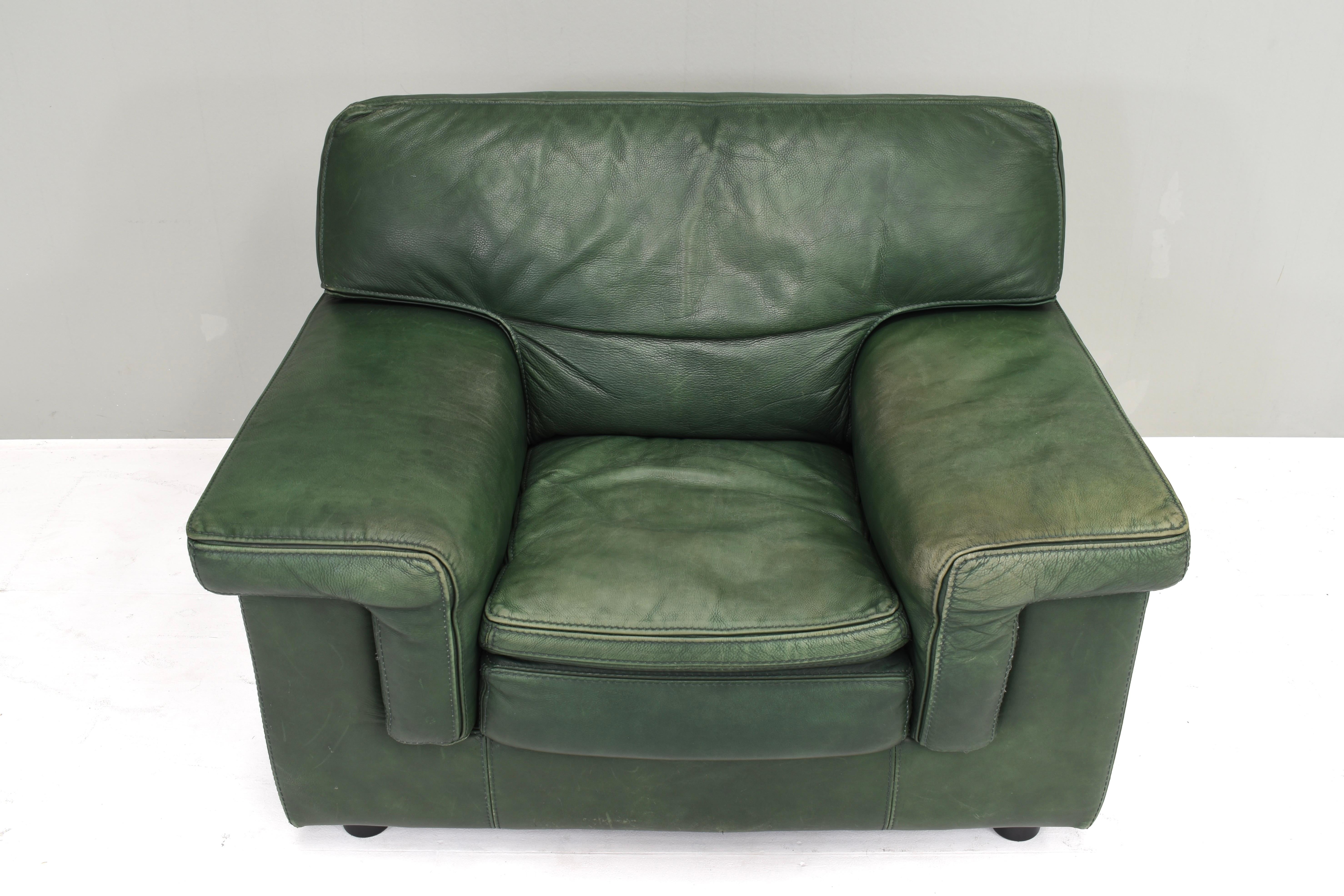Roche Bobois Lounge Armchair in Original Green Patinated Leather – circa 1970 For Sale 2