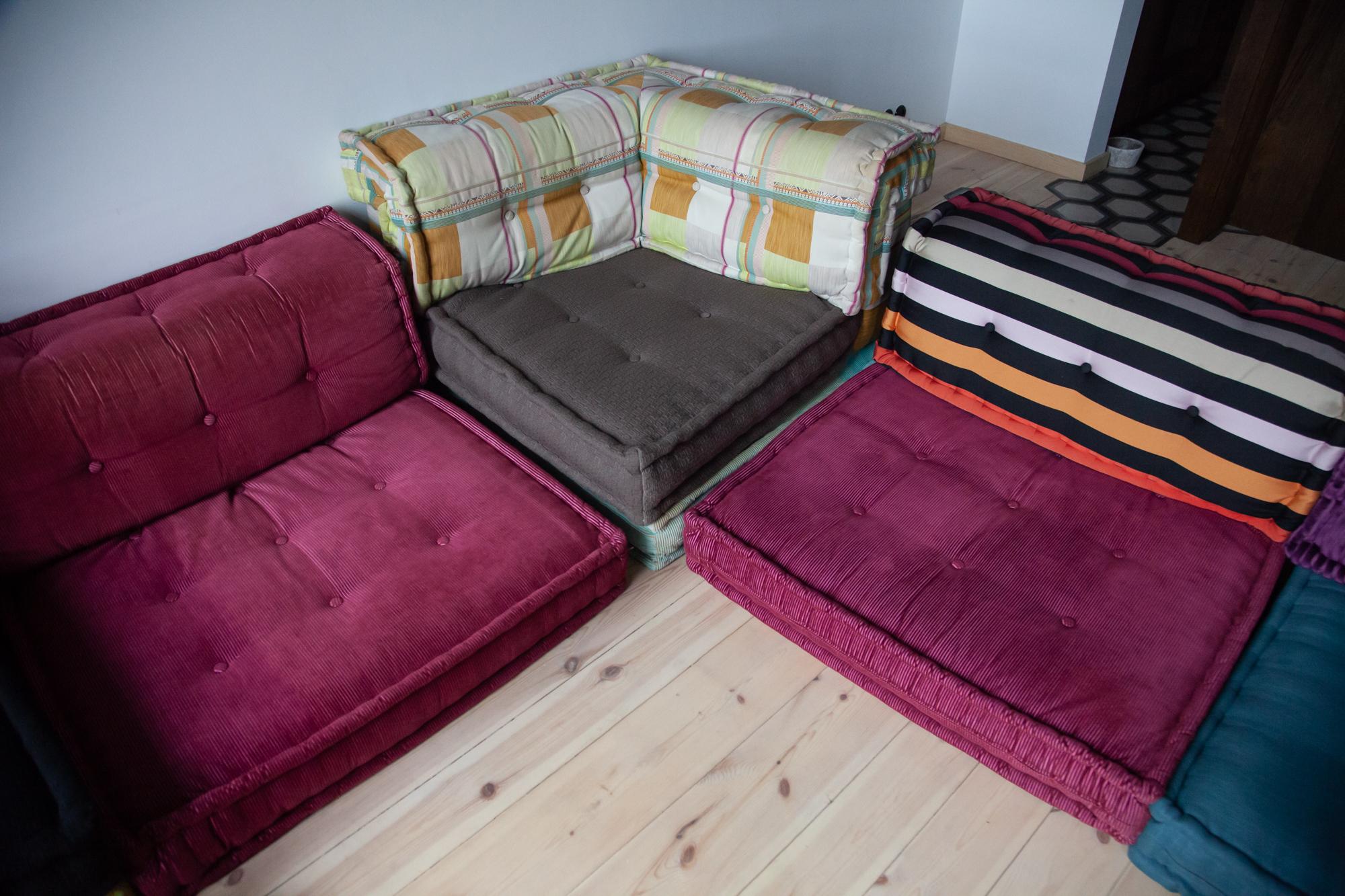 Roche Bobois Mah Jong Modular Sofa, by Hans Hopfer and Philippe Roche 5