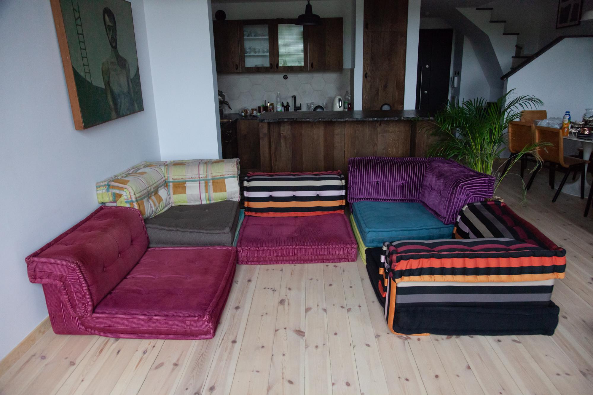 Mid-Century Modern Roche Bobois Mah Jong Modular Sofa, by Hans Hopfer and Philippe Roche