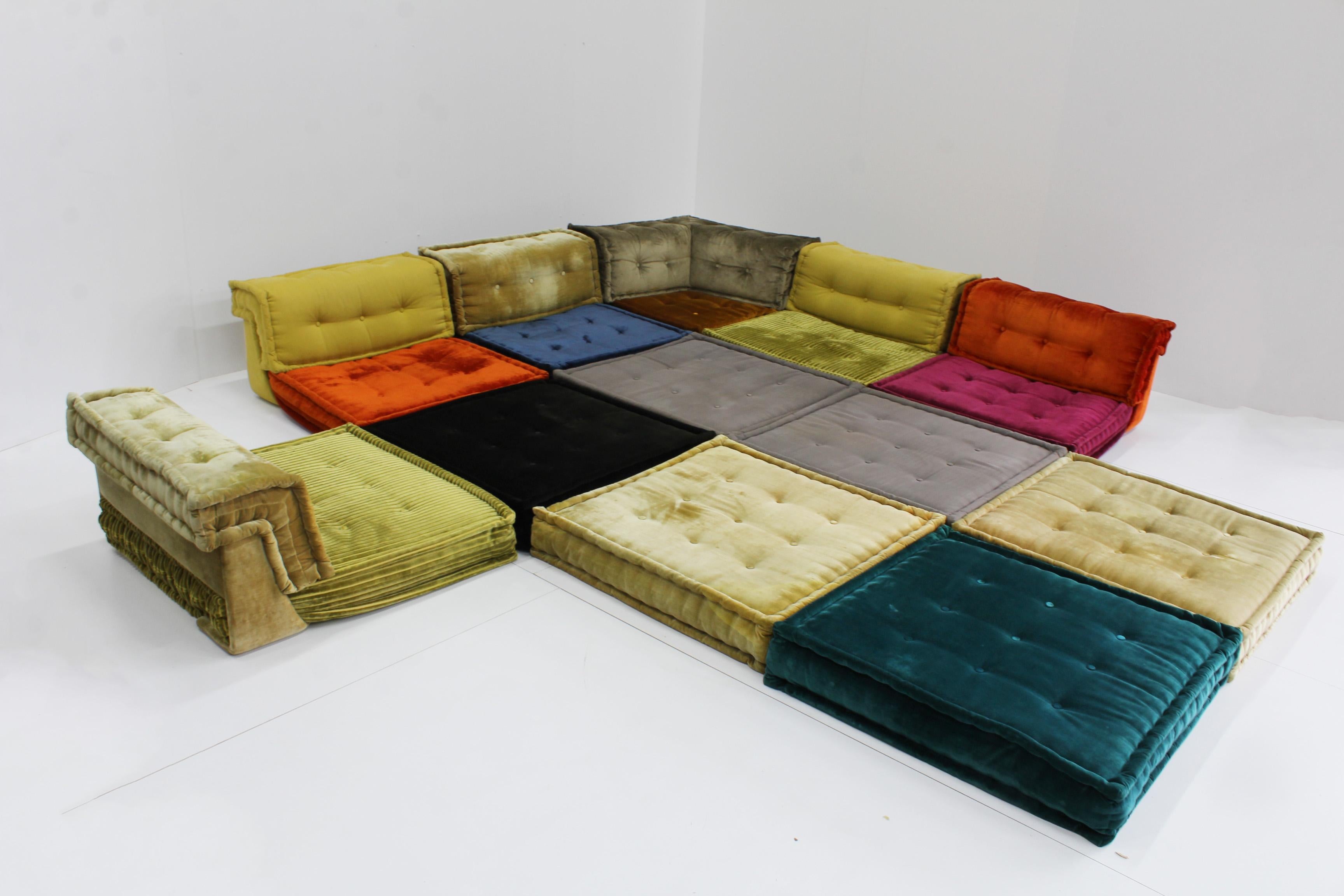 mah jong style sofa