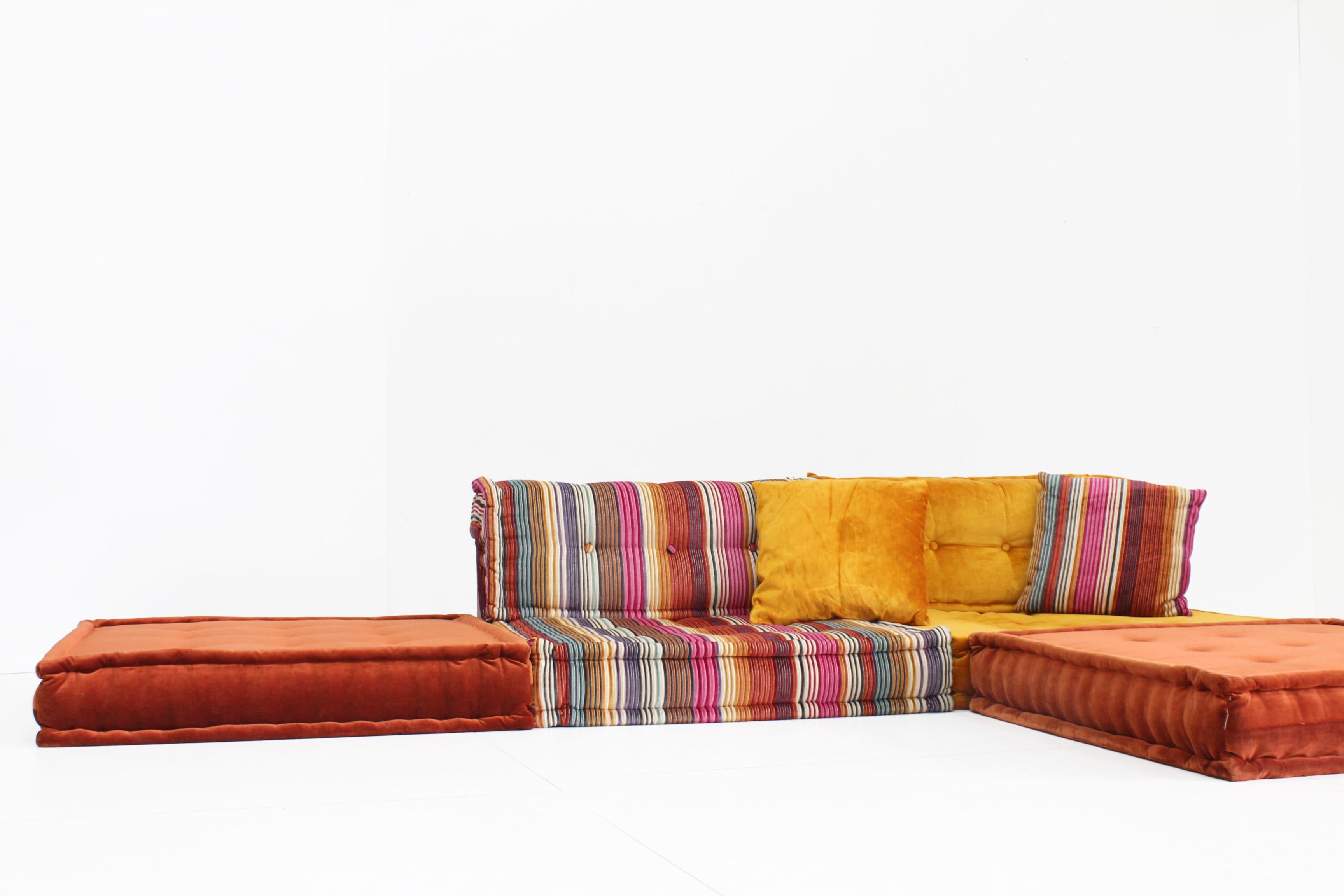 Roche Bobois Mah Jong sofa Missoni design by Hans Hopfer For Sale 3