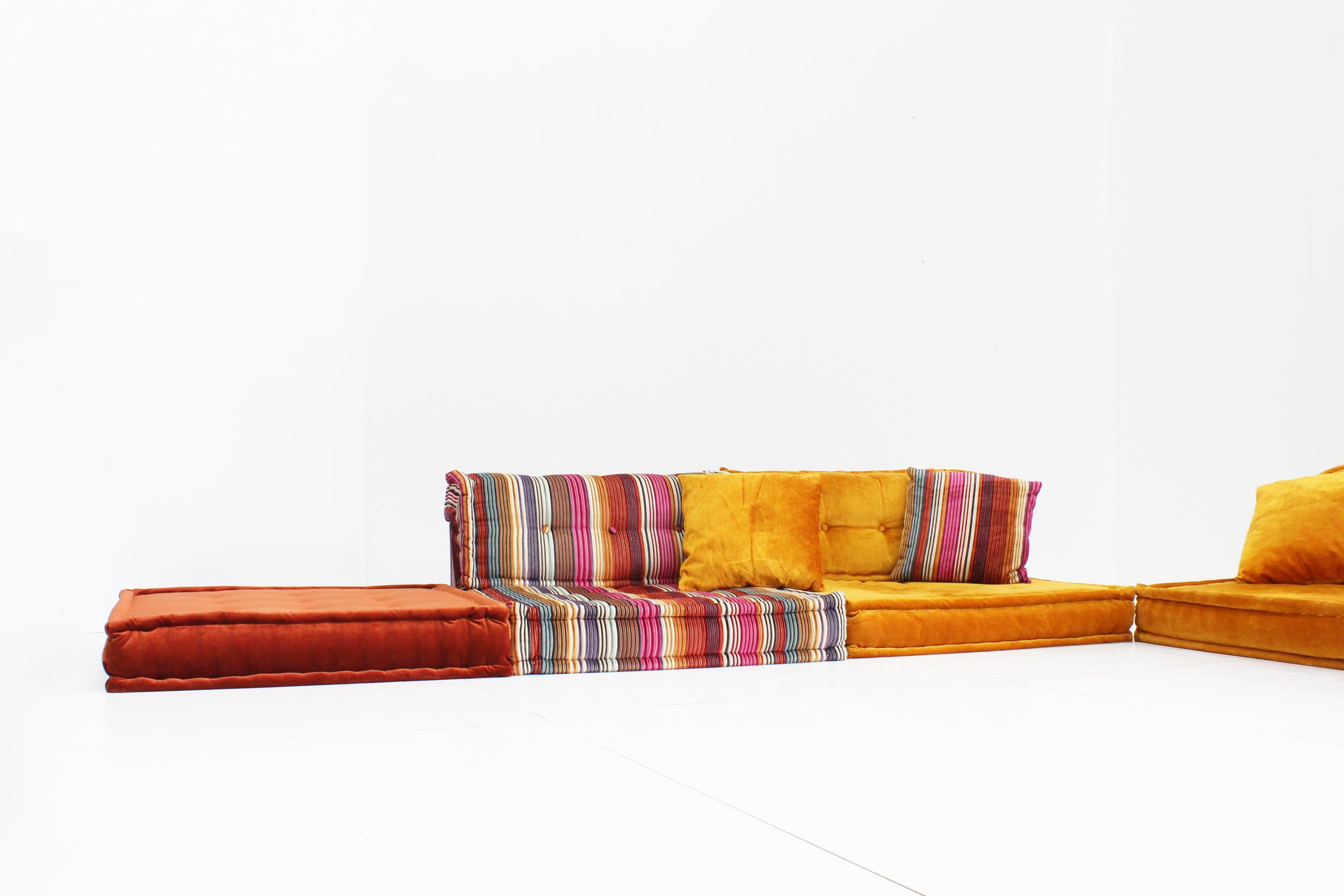 Roche Bobois Mah Jong sofa Missoni design by Hans Hopfer For Sale 5