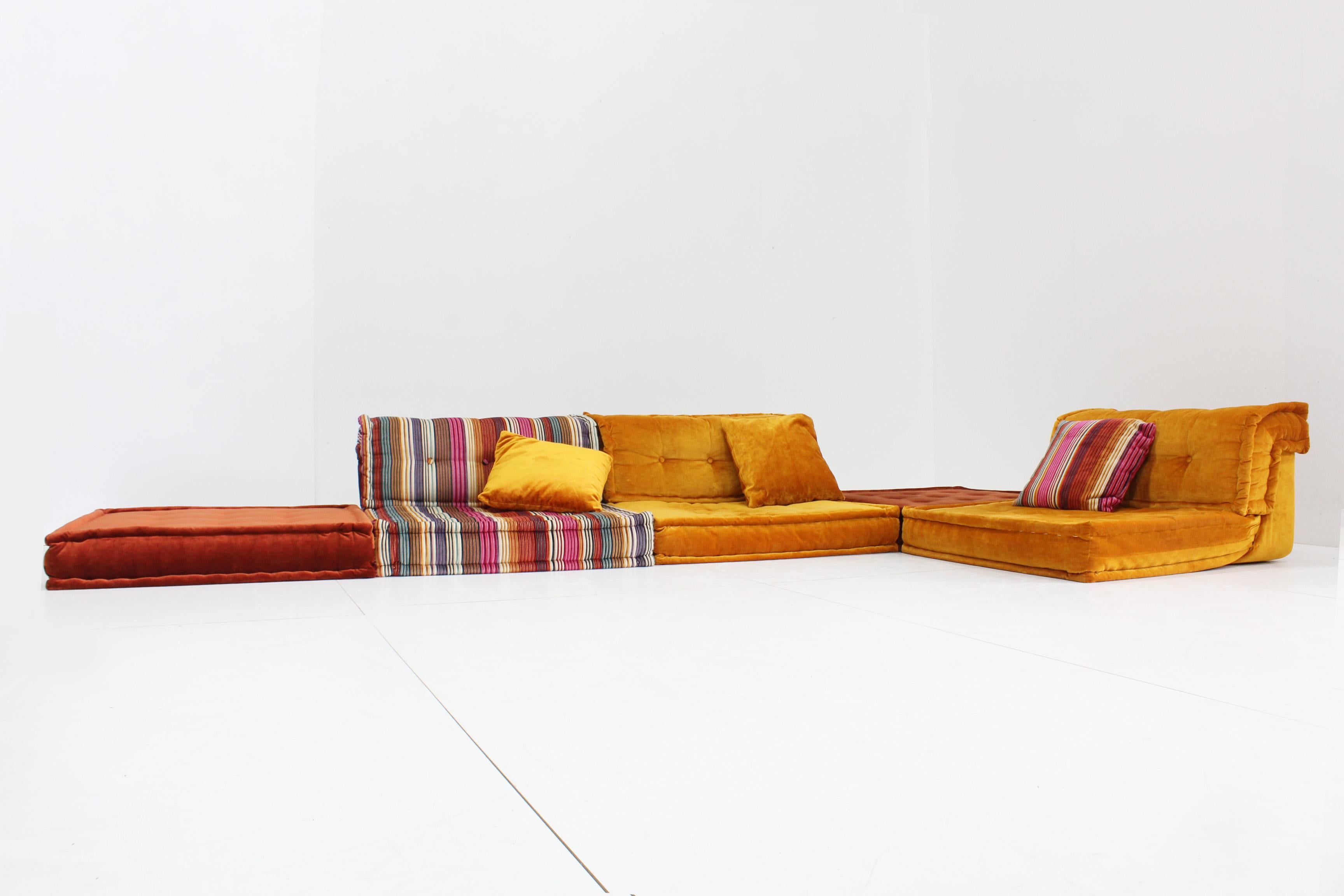 Roche Bobois Mah Jong sofa Missoni design by Hans Hopfer For Sale 10