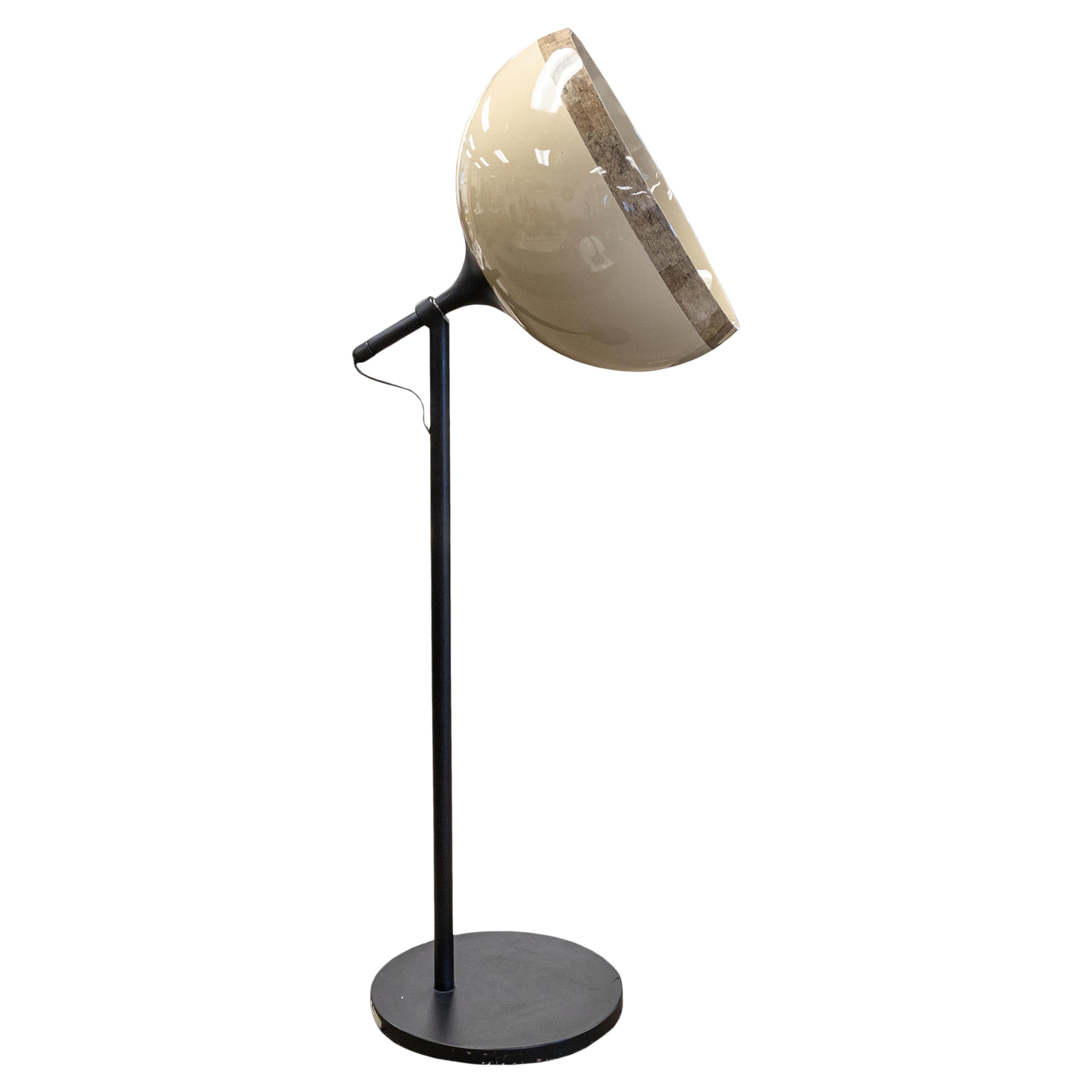 Lampadaire d'appoint Neobaba avec abat-jour en fibre de verre Roche Bobois