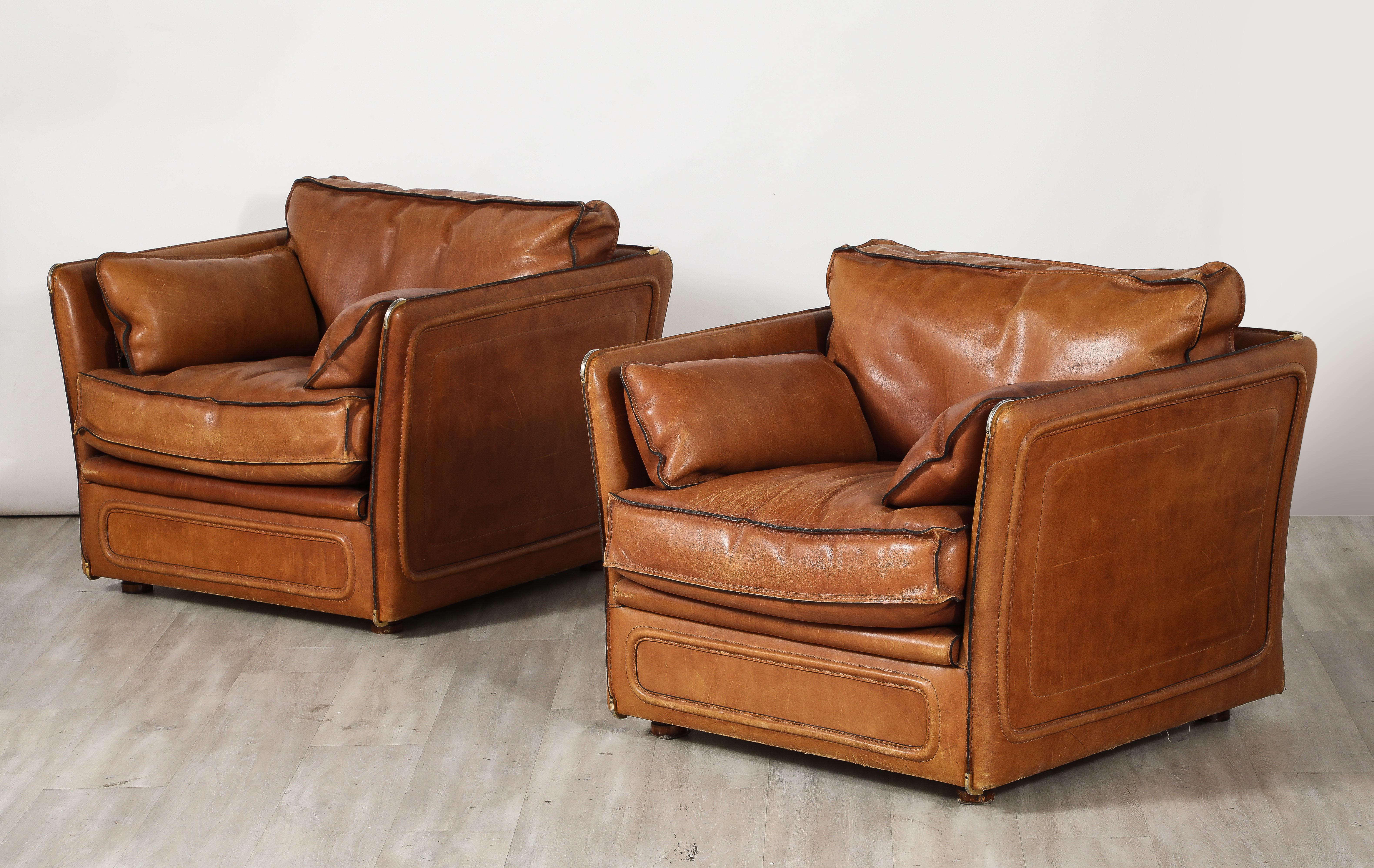Roche Bobois Pair of Leather Lounge Chairs, circa 1970  For Sale 2