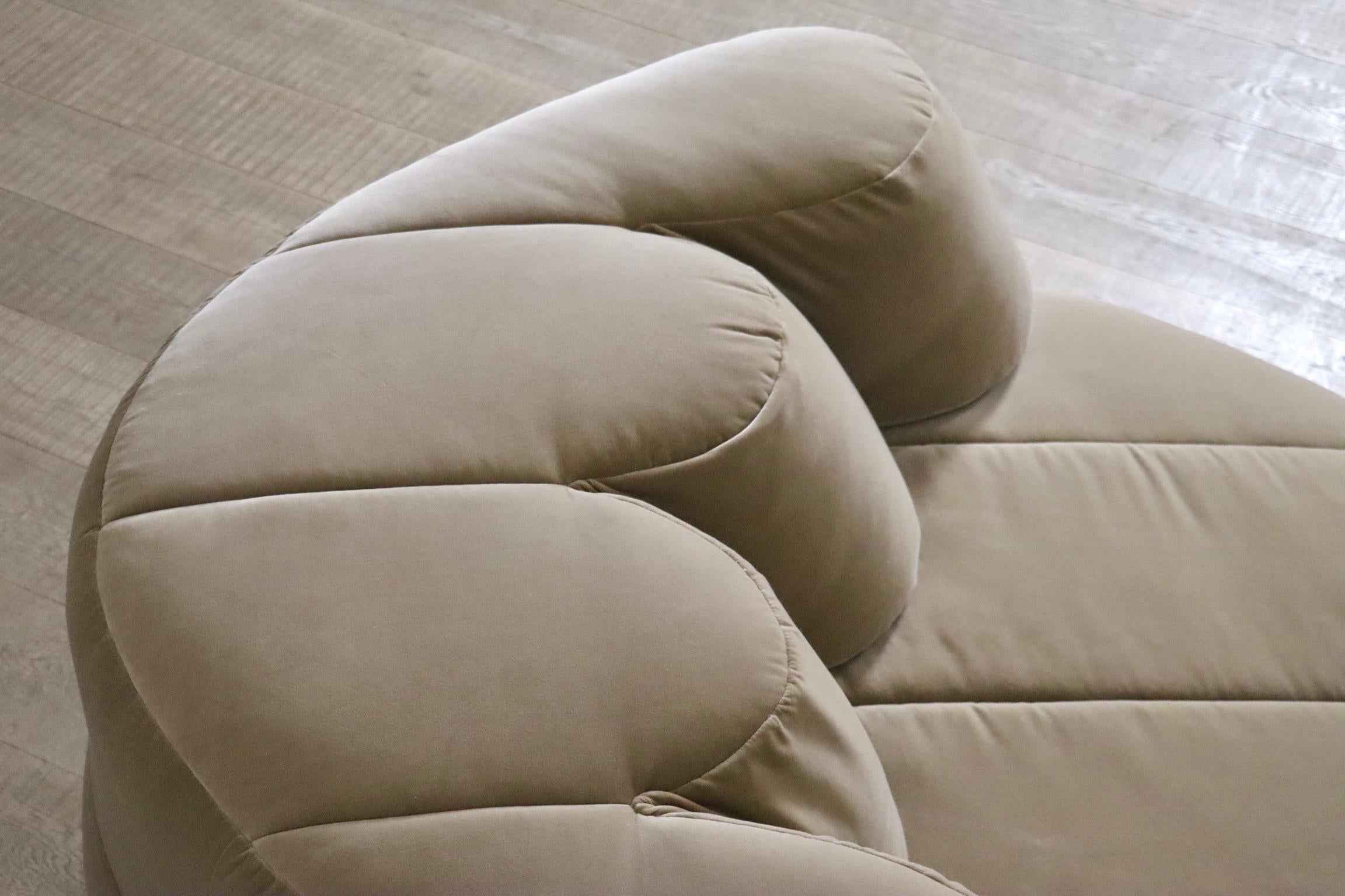 Roche Bobois “Paysage” sofa landscape in beige velvet by Hans Hopfer, 1974 For Sale 8