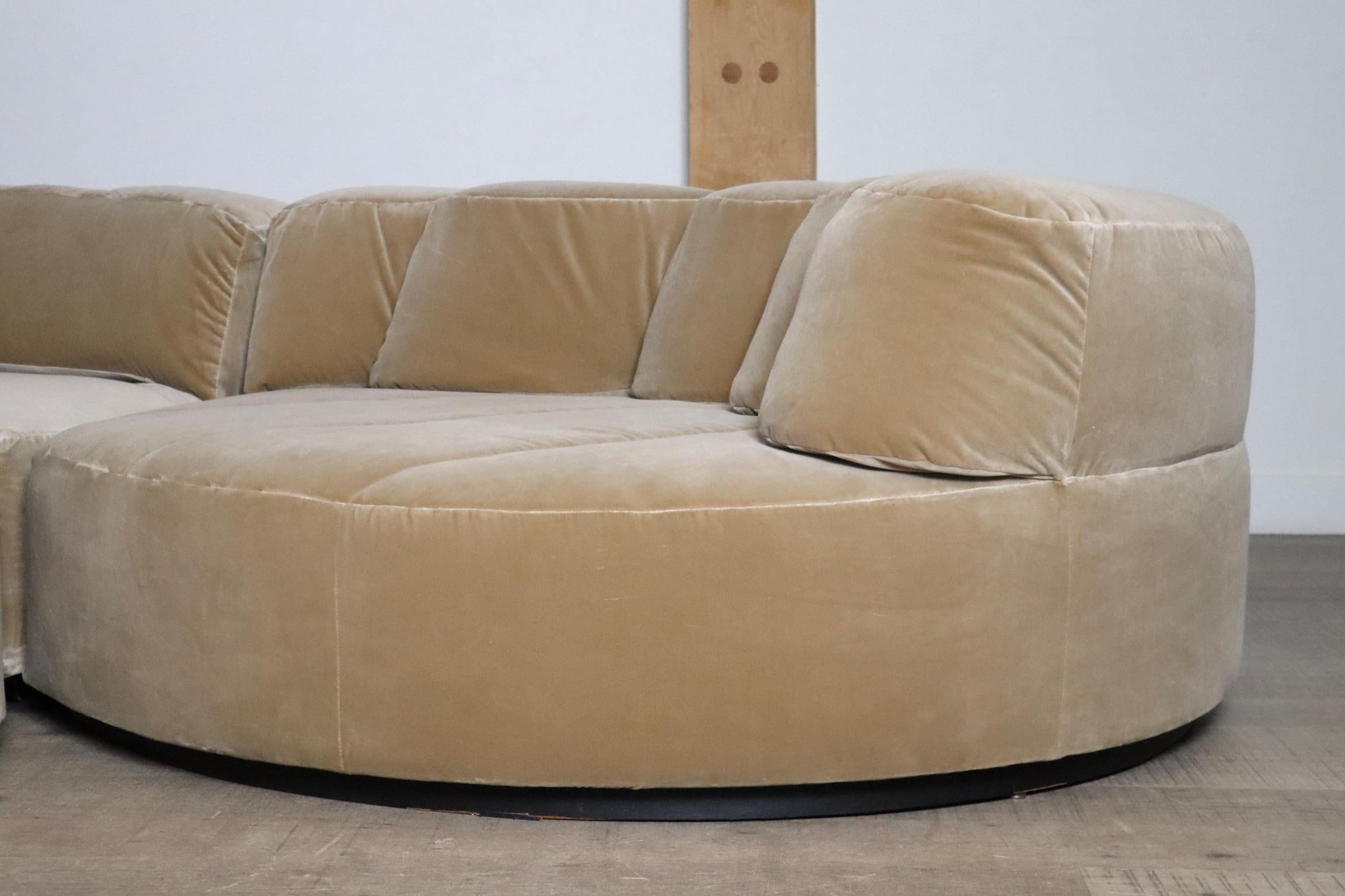 Roche Bobois “Paysage” sofa landscape in beige velvet by Hans Hopfer, 1974 For Sale 9