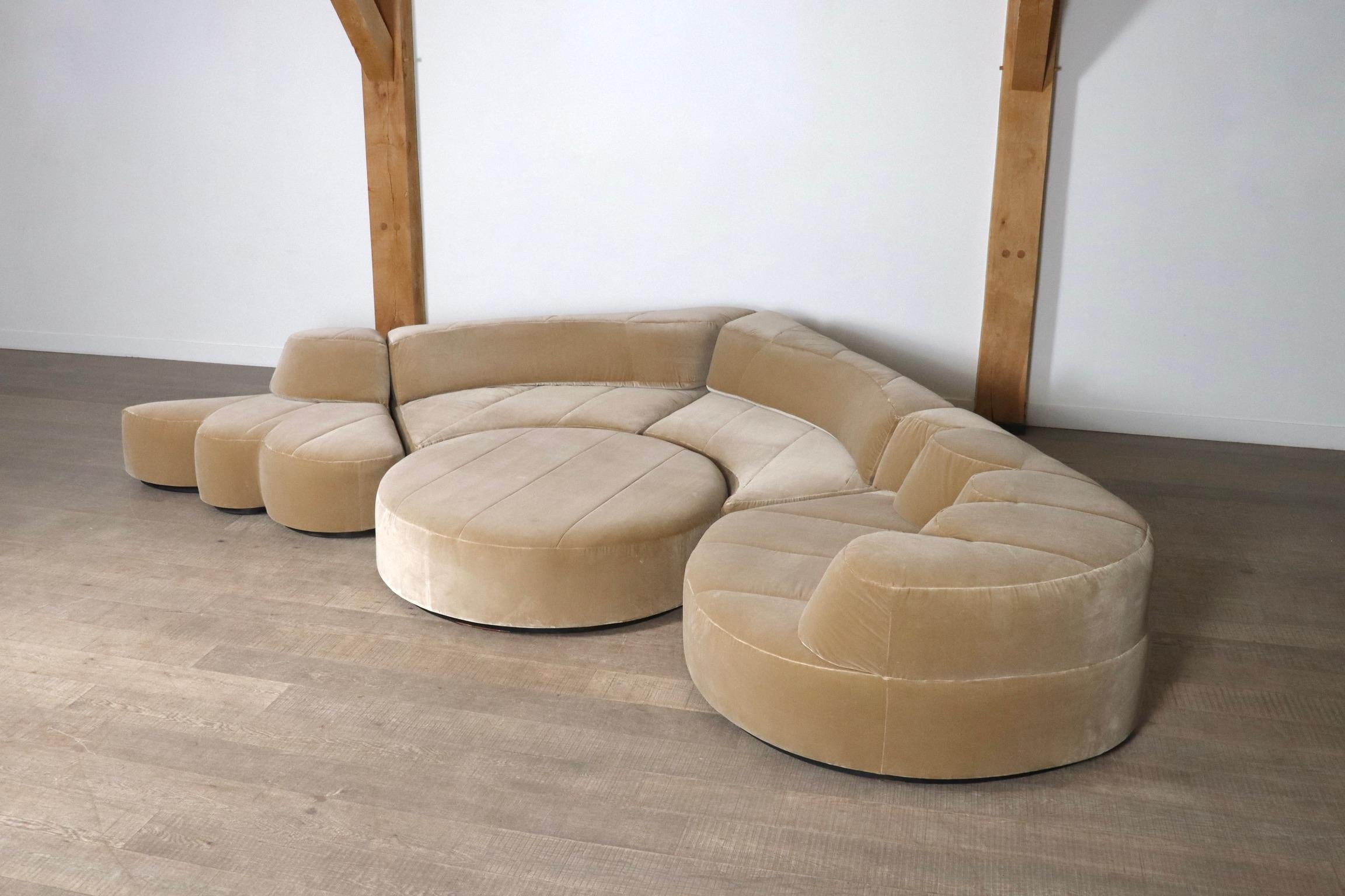 Late 20th Century Roche Bobois “Paysage” sofa landscape in beige velvet by Hans Hopfer, 1974 For Sale