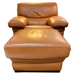 Roche Bobois Post Modern Pebbled Leather Chair & Passend zum Ottoman