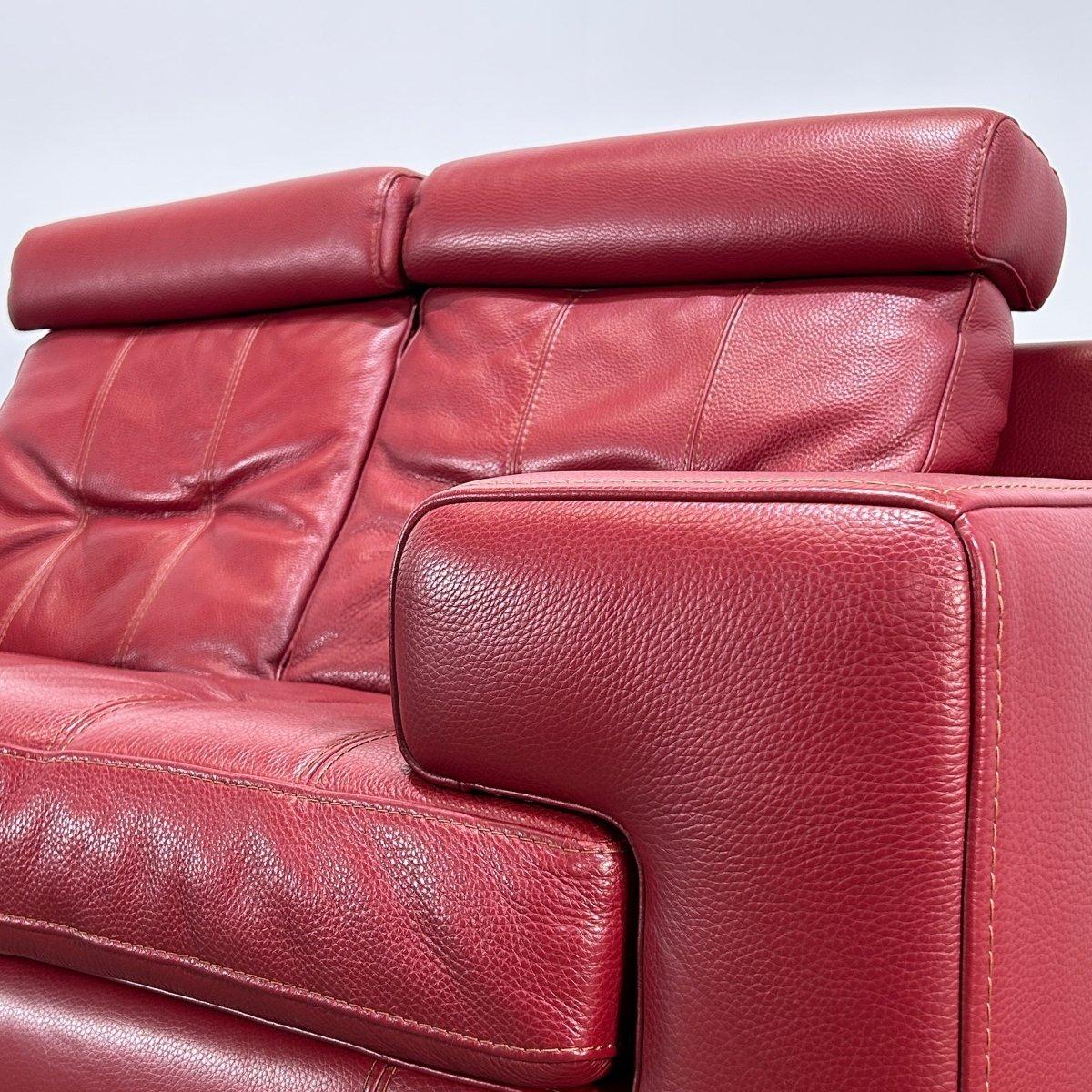 Roche Bobois Sofá de dos plazas de cuero rojo Siglo XXI y contemporáneo en venta