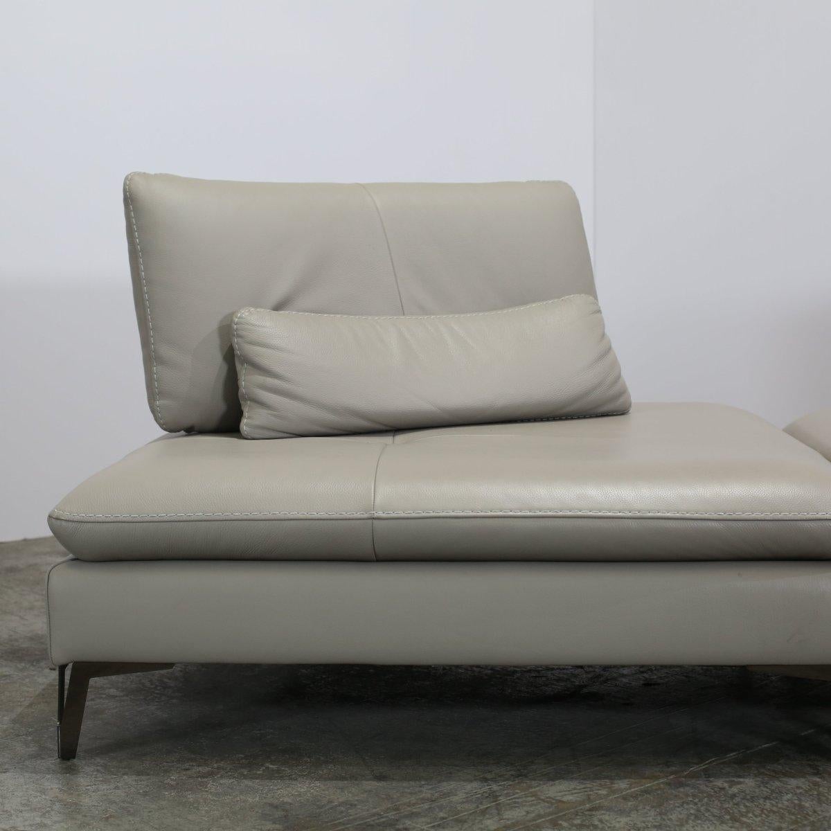 Roche Bobois Scenario Leder-Ottomanen, Satz von zwei im Zustand „Gut“ im Angebot in Basildon, London