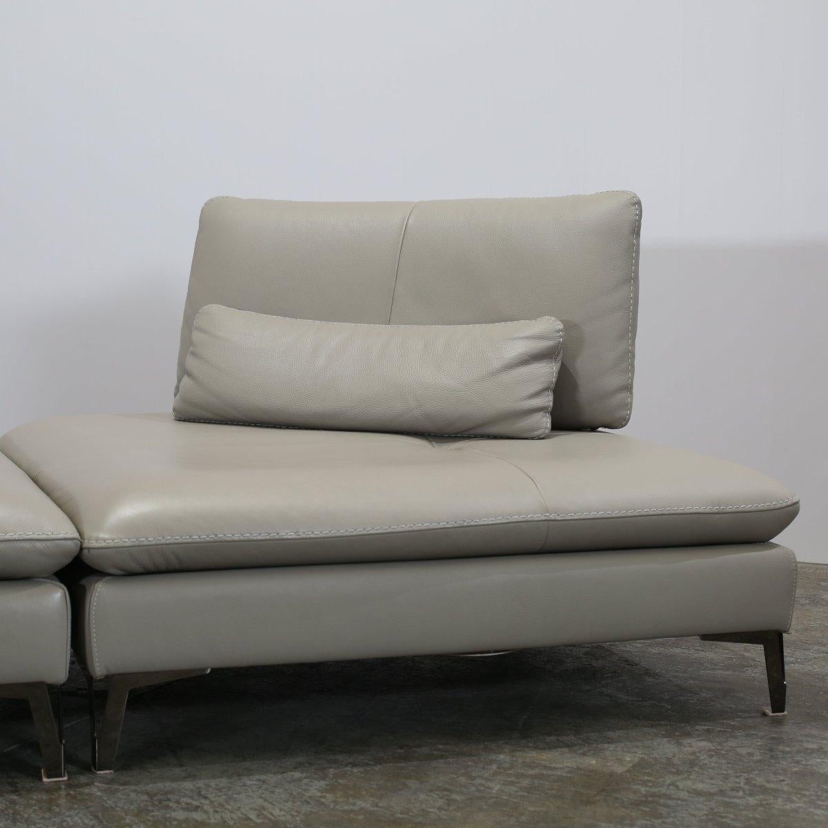 Roche Bobois Scenario Leder-Ottomanen, Satz von zwei im Angebot 2