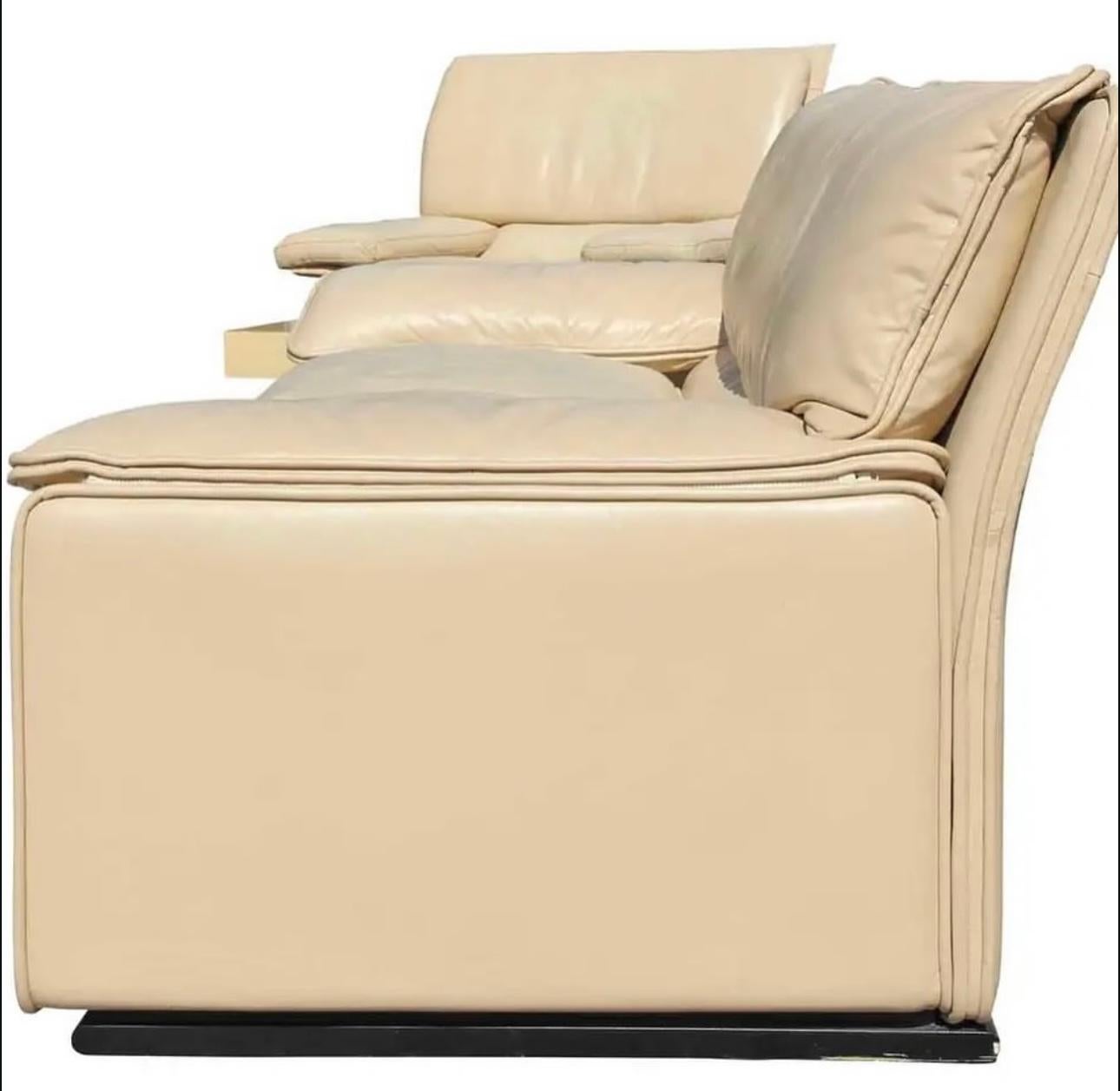 Late 20th Century Roche Bobois Style Brunati Postmodern Italian Leather Sofa