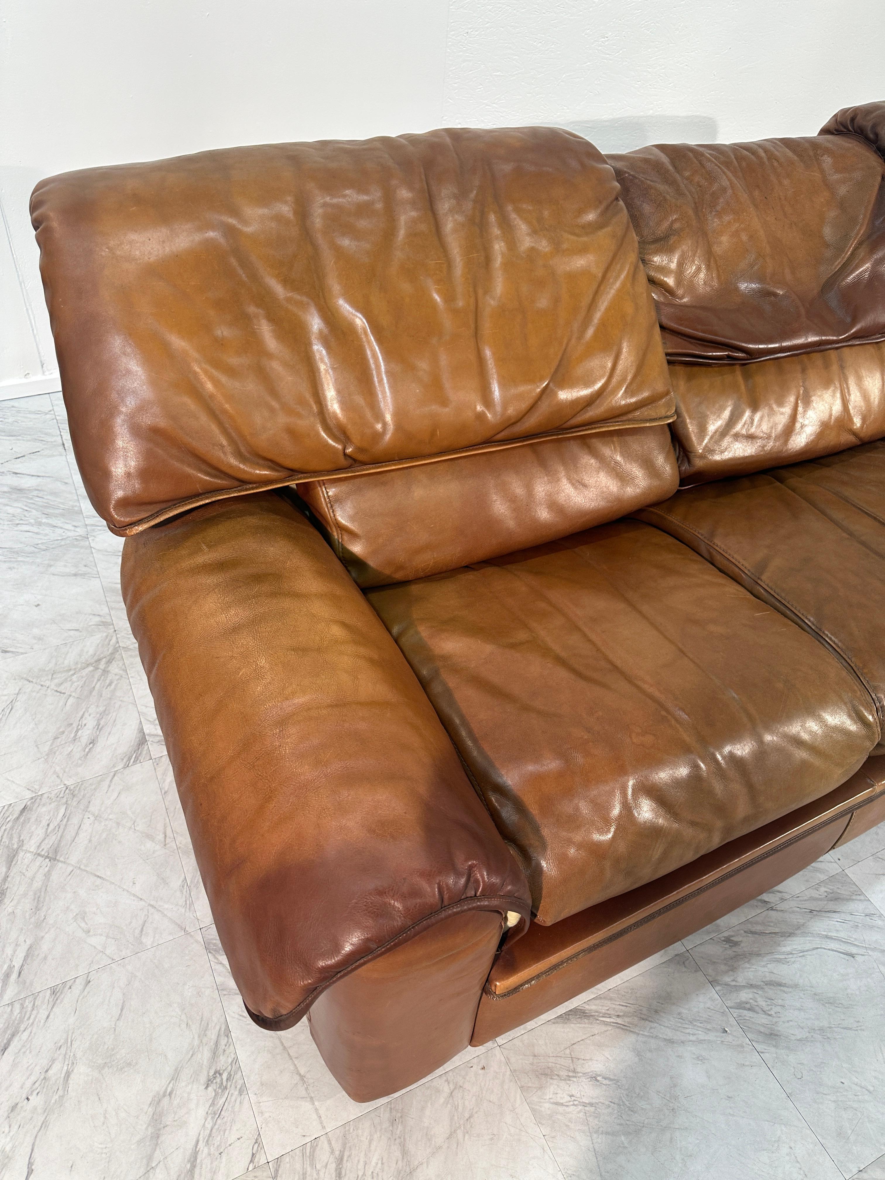 Roche Bobois Canapé Vintage trois places en cuir Light Brown 1980 en vente 3