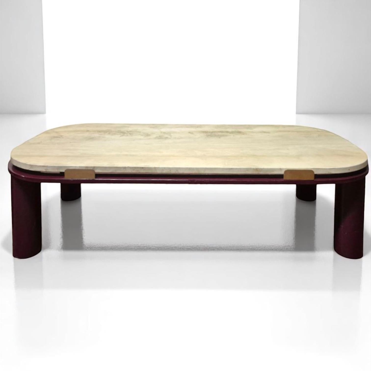 Roche Bobois Couchtisch mit Travertinplatte, 20. Jahrhundert (Moderne der Mitte des Jahrhunderts) im Angebot