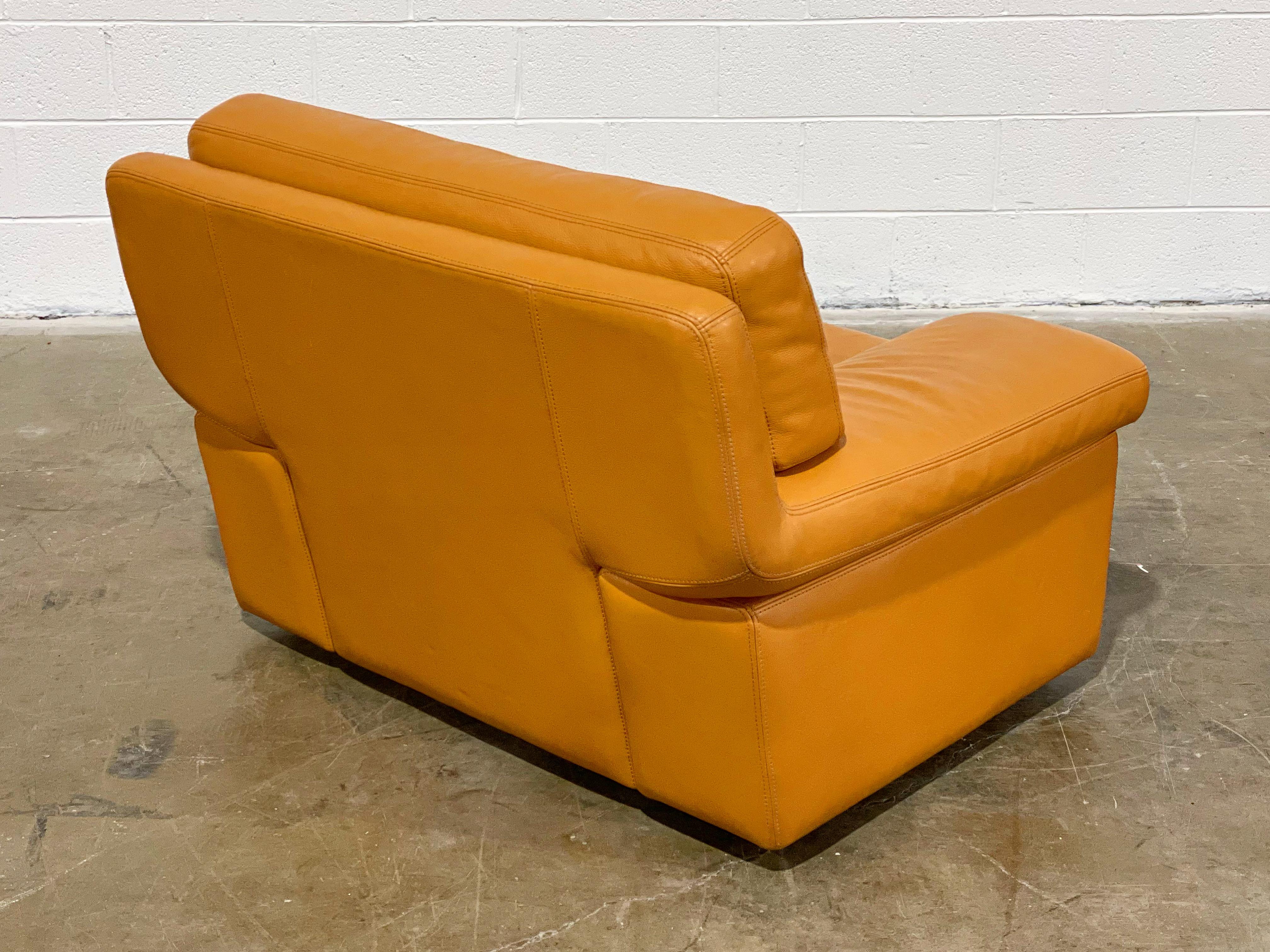 Roche Bobois Vintage Post Modern Leather Club Chair, Butterscotch Tone Leather 2