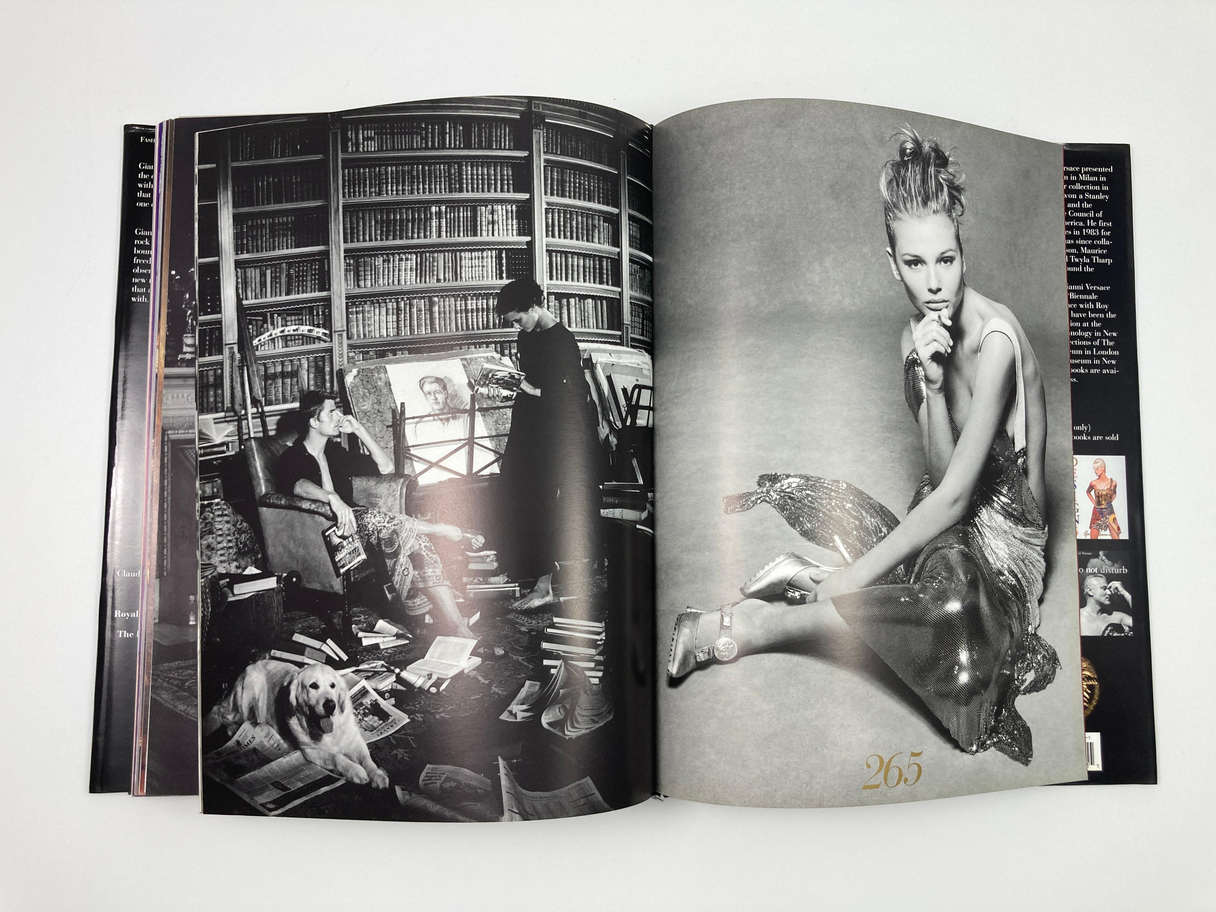 Rock and Royalty Gianni Versace Livre de table à couverture rigide, 1ère édition Grand format en vente 13