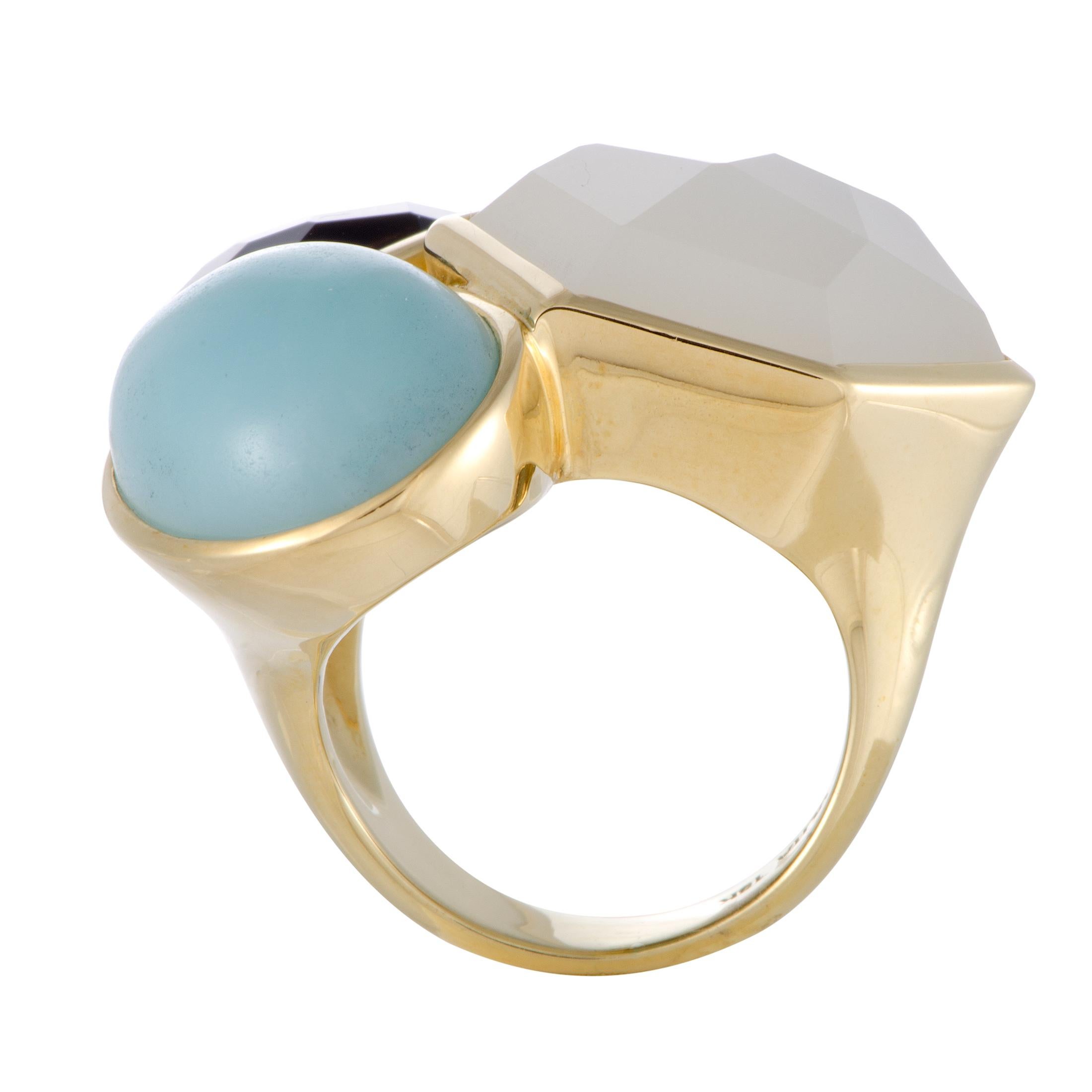 Made of attractive 18K yellow gold and delightfully decorated with three wonderful stones, this extraordinary ring from Ippolita’s  “Rock Candy” collection boasts fashionable eye-catching appearance.
Ring Top Dimensions: 35mm x 27mm