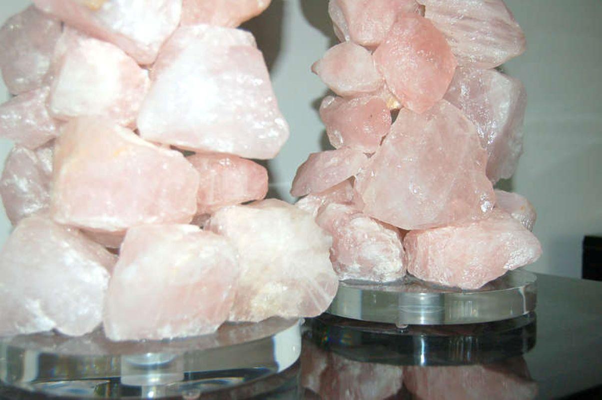 XXI secolo e contemporaneo Lampade da tavolo in quarzo brasiliano Table Rock in Rosa in vendita