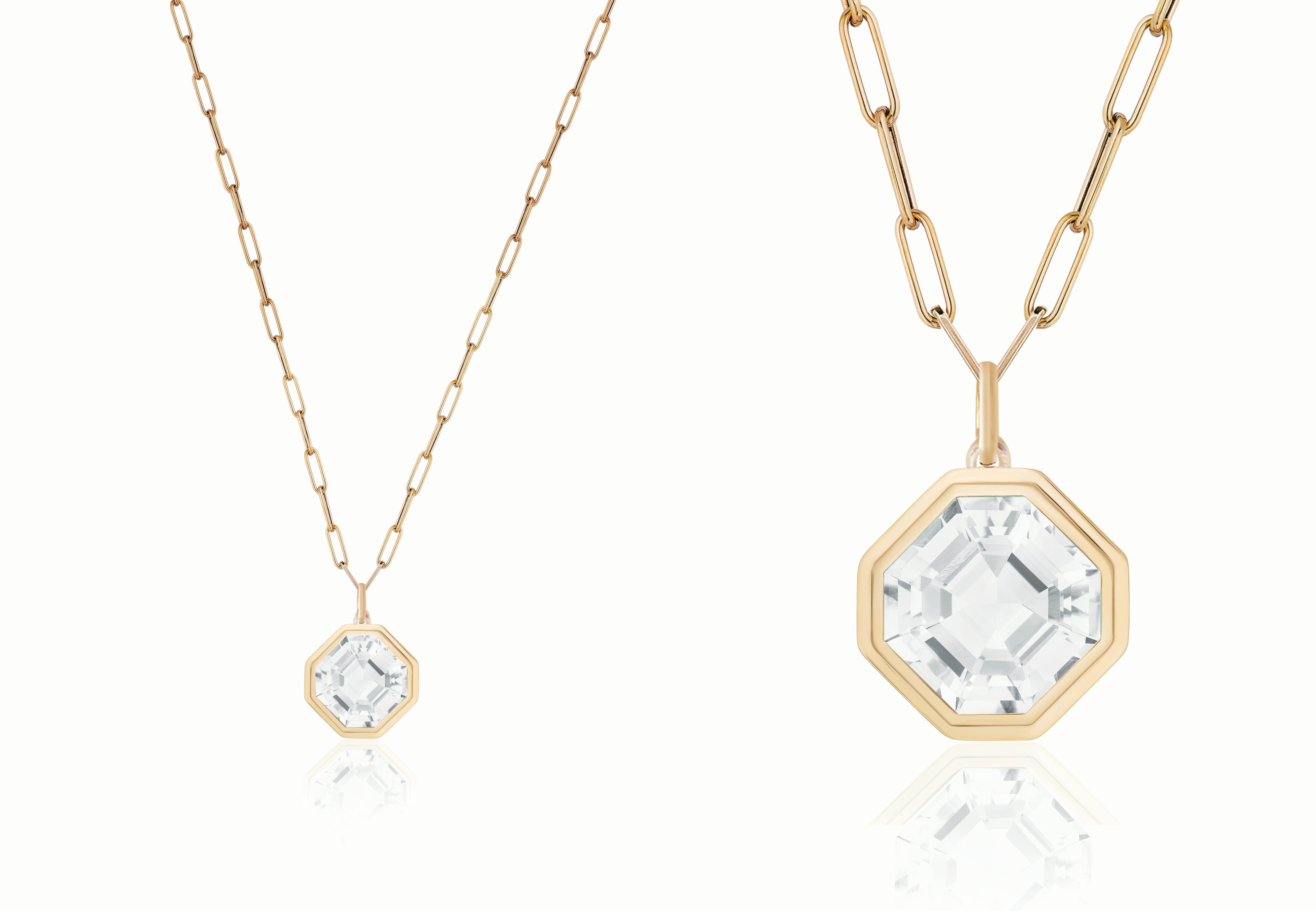 Rock Crystal Asscher Cut Bezel Set Pendant In 18K Yellow Gold In New Condition For Sale In New York, NY
