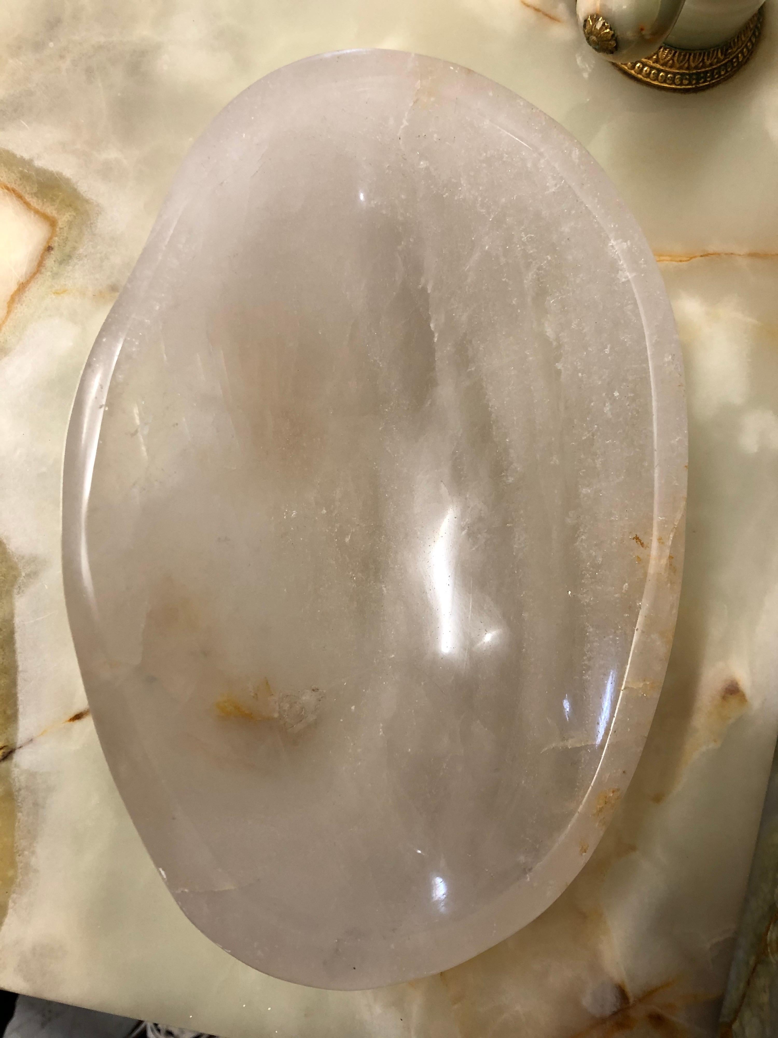 This magnificent rock crystal bowl origins from Brazil.