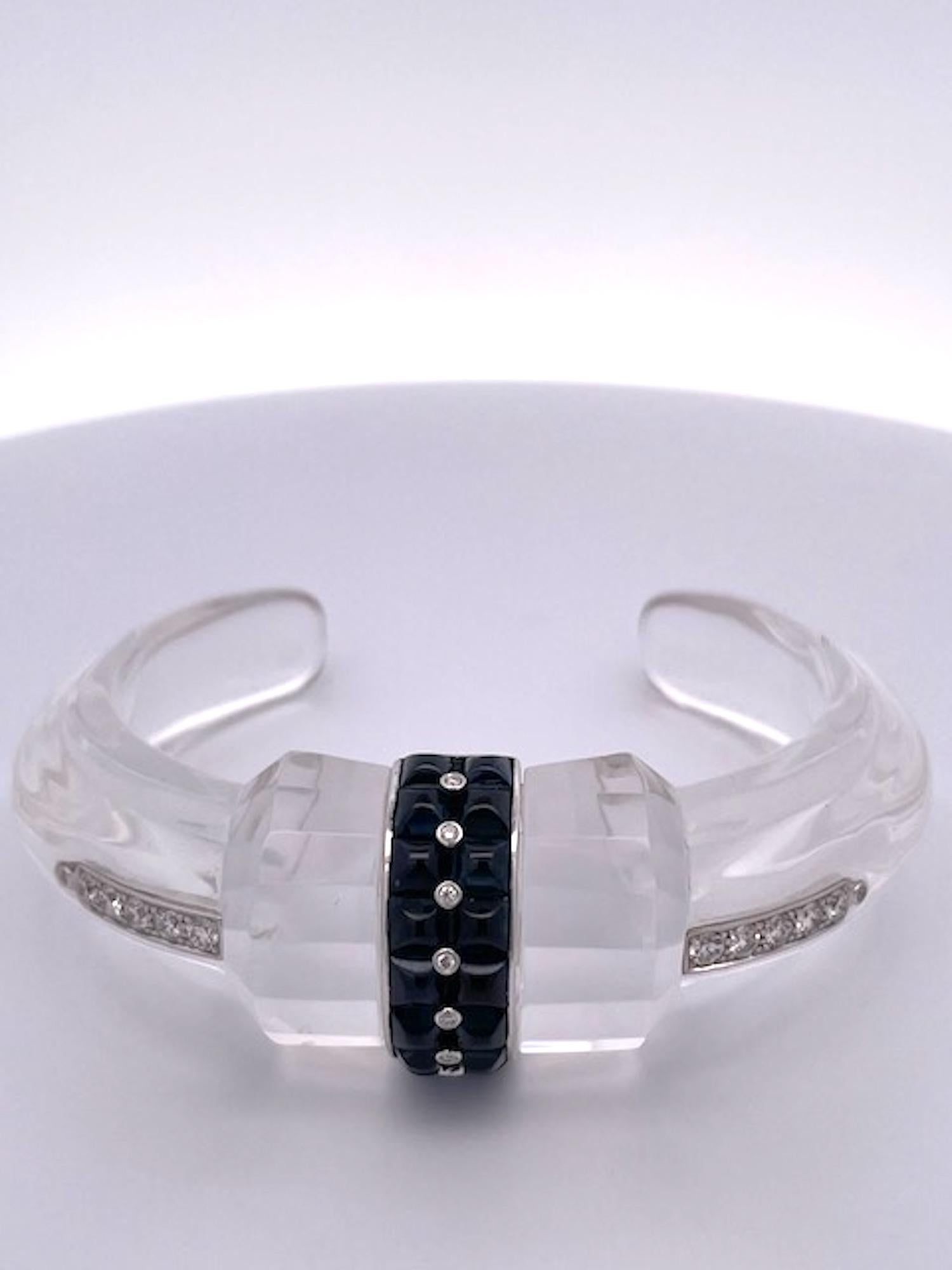 Rock Crystal Bracelet with Sapphires For Sale 6