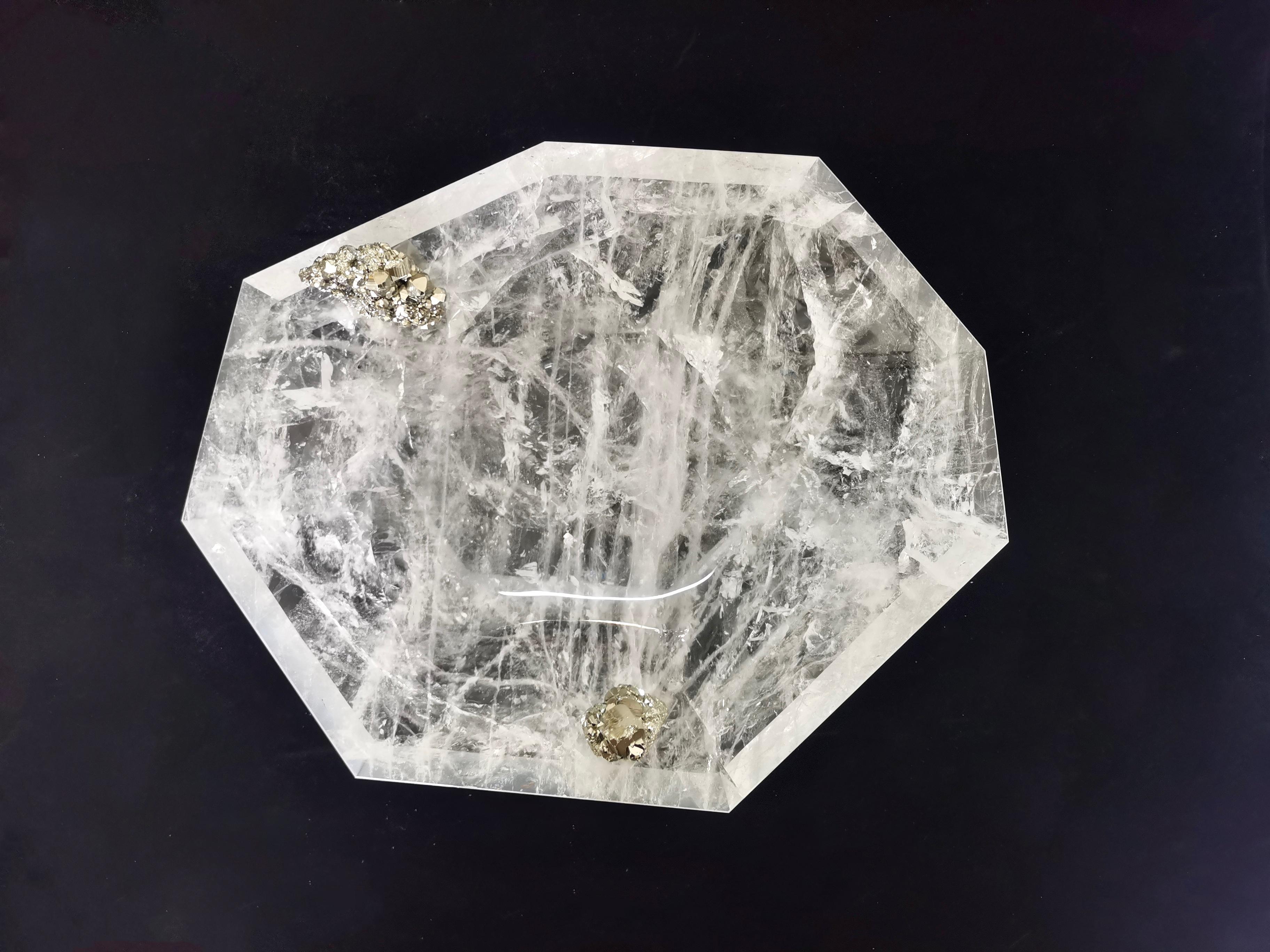 Rock Crystal Centerpiece II by Phoenix In Excellent Condition For Sale In New York, NY