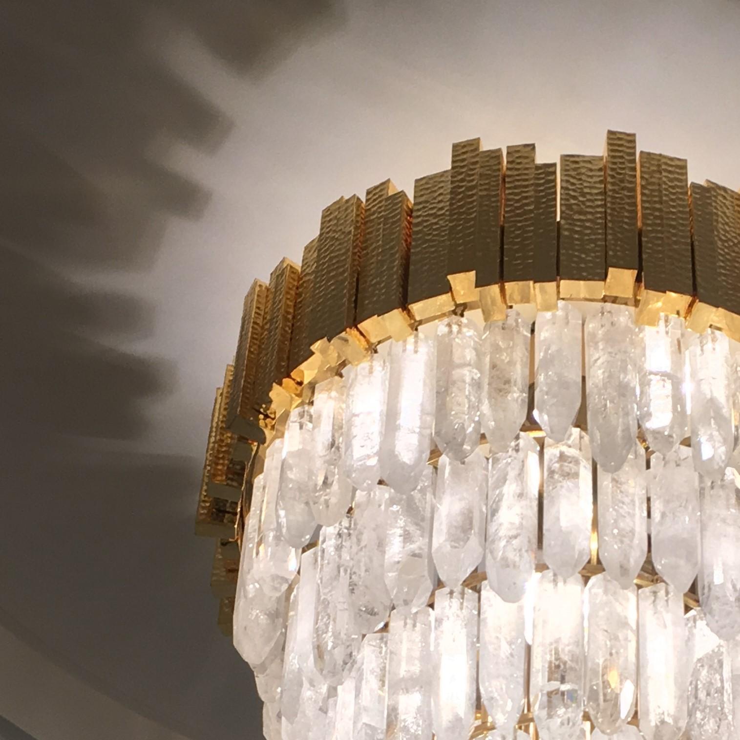 Rock Crystal Chandelier by ARTISS In New Condition For Sale In Geneve, CH