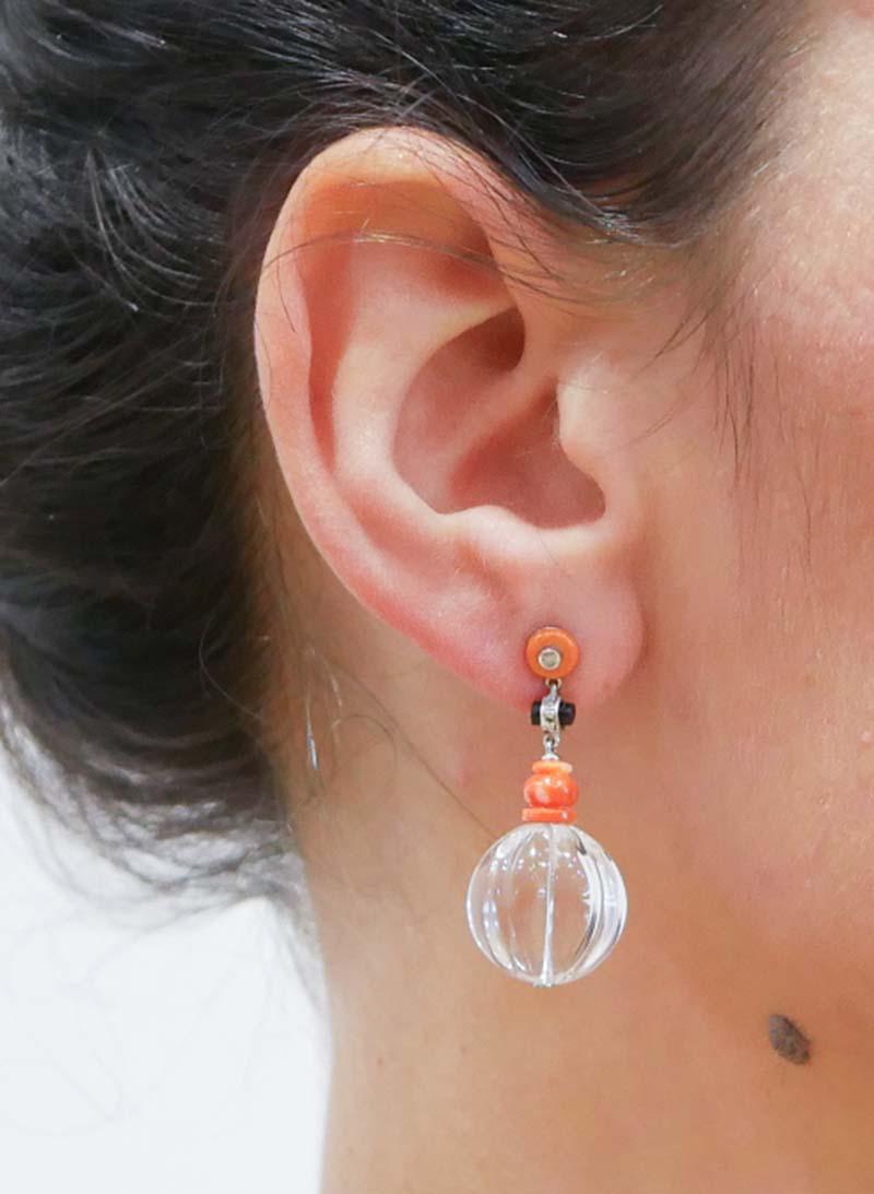 Rock Crystal, Coral, Onyx, Diamonds, Platinum Earrings. In Good Condition For Sale In Marcianise, Marcianise (CE)