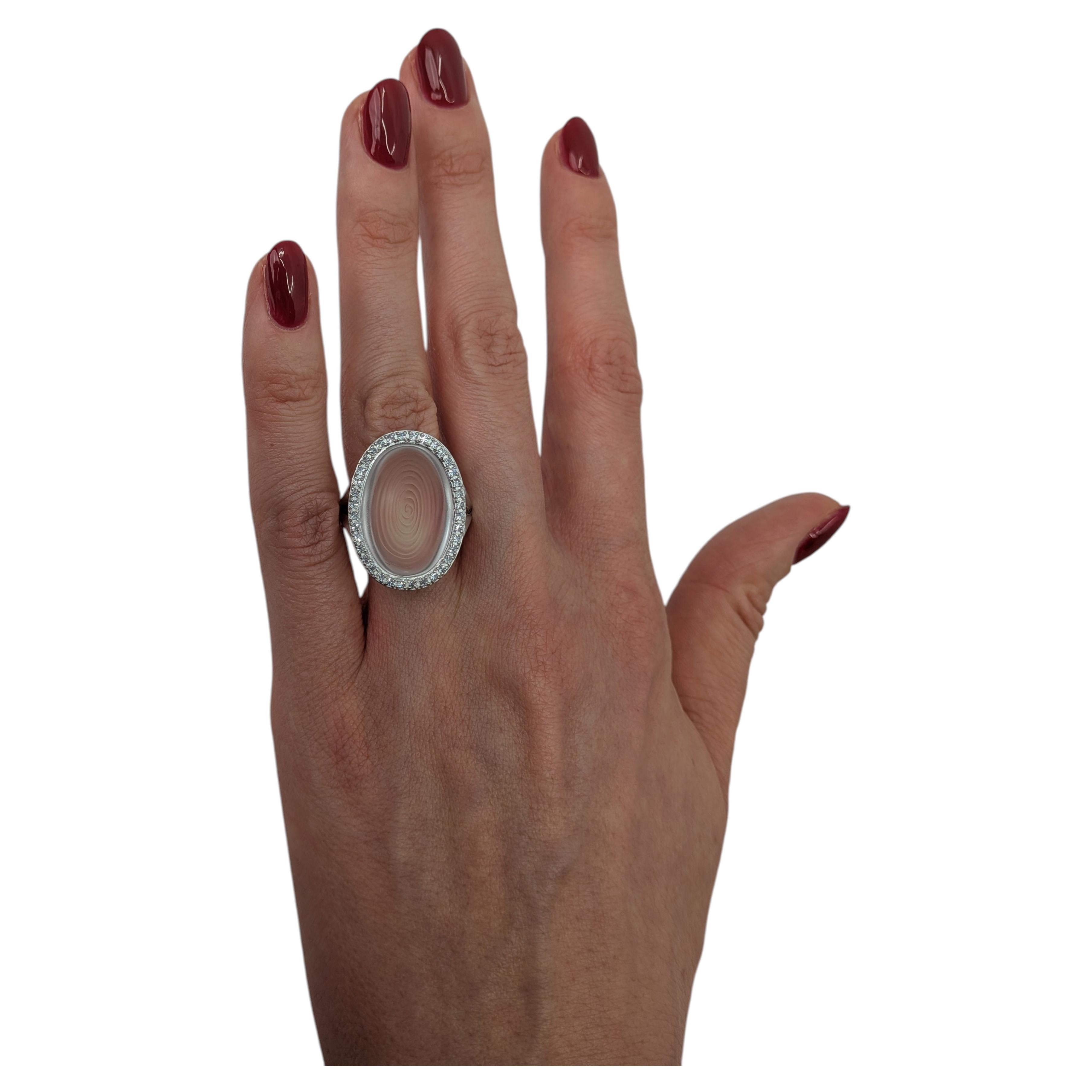 Bague Halo en cristal de roche et diamant en or blanc 18k 750 gravée Maximilian Hemmerle