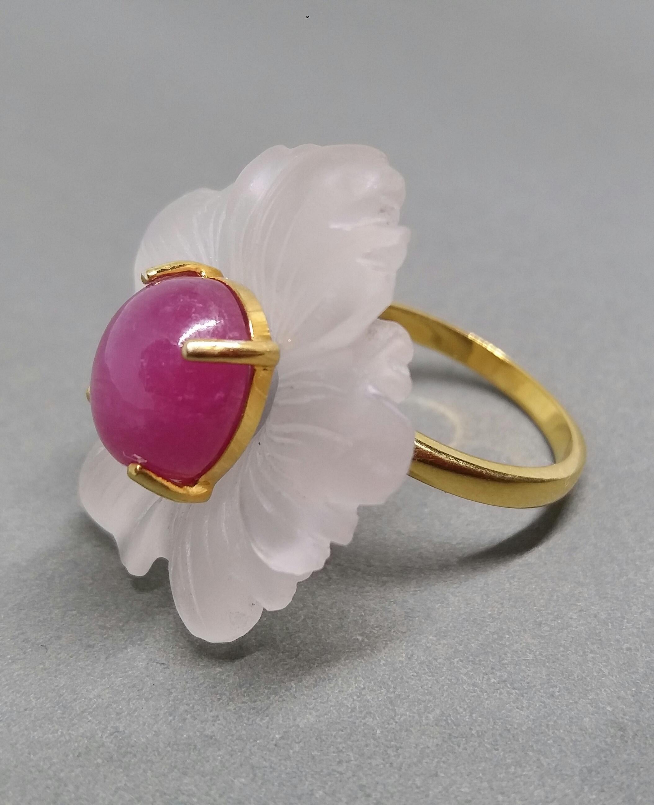 Rock Crystal Flower Natural Ruby Cabochon Solid 14 Karat Gold Fashion Ring For Sale 5