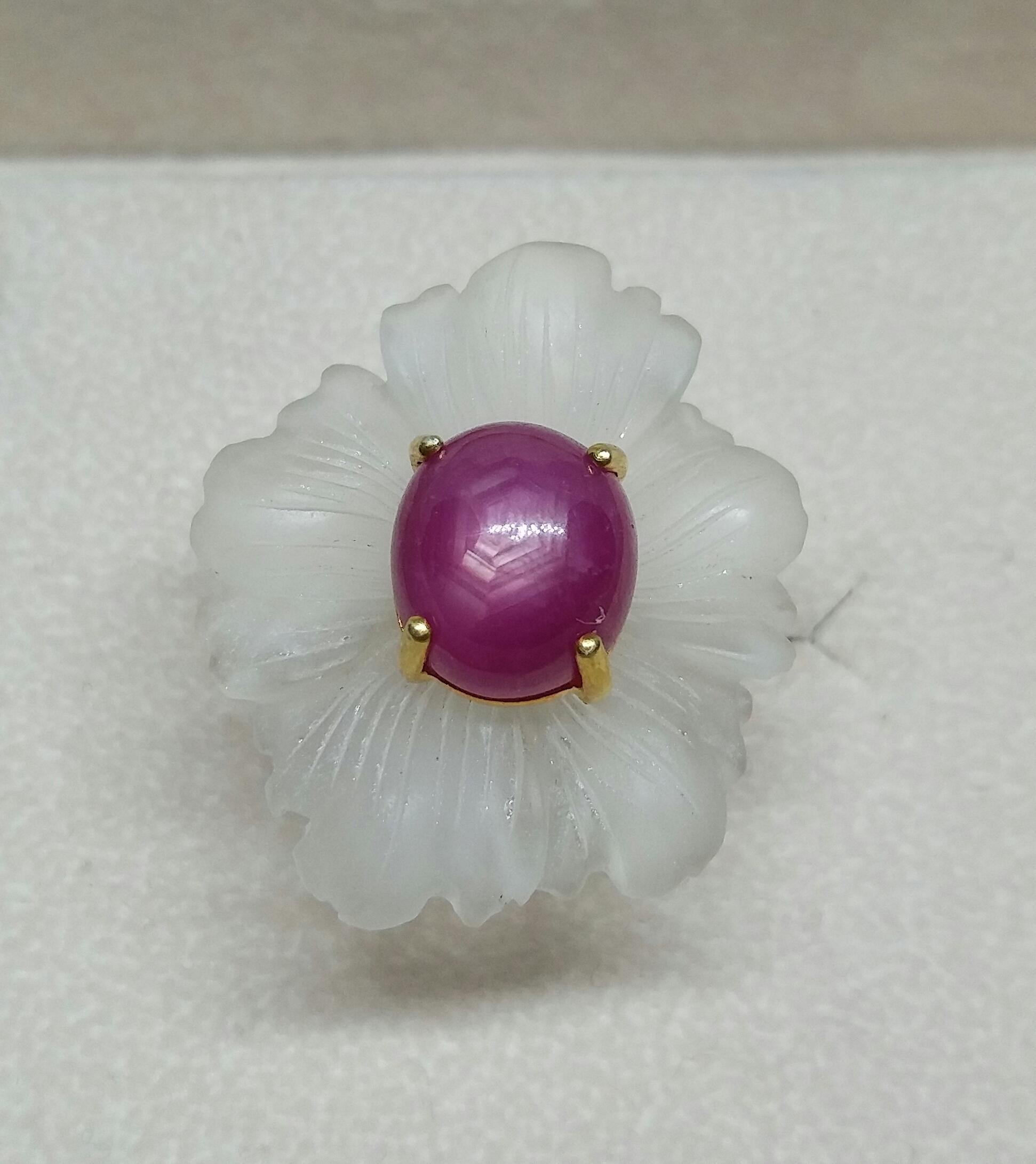 Rock Crystal Flower Natural Ruby Cabochon Solid 14 Karat Gold Fashion Ring For Sale 6