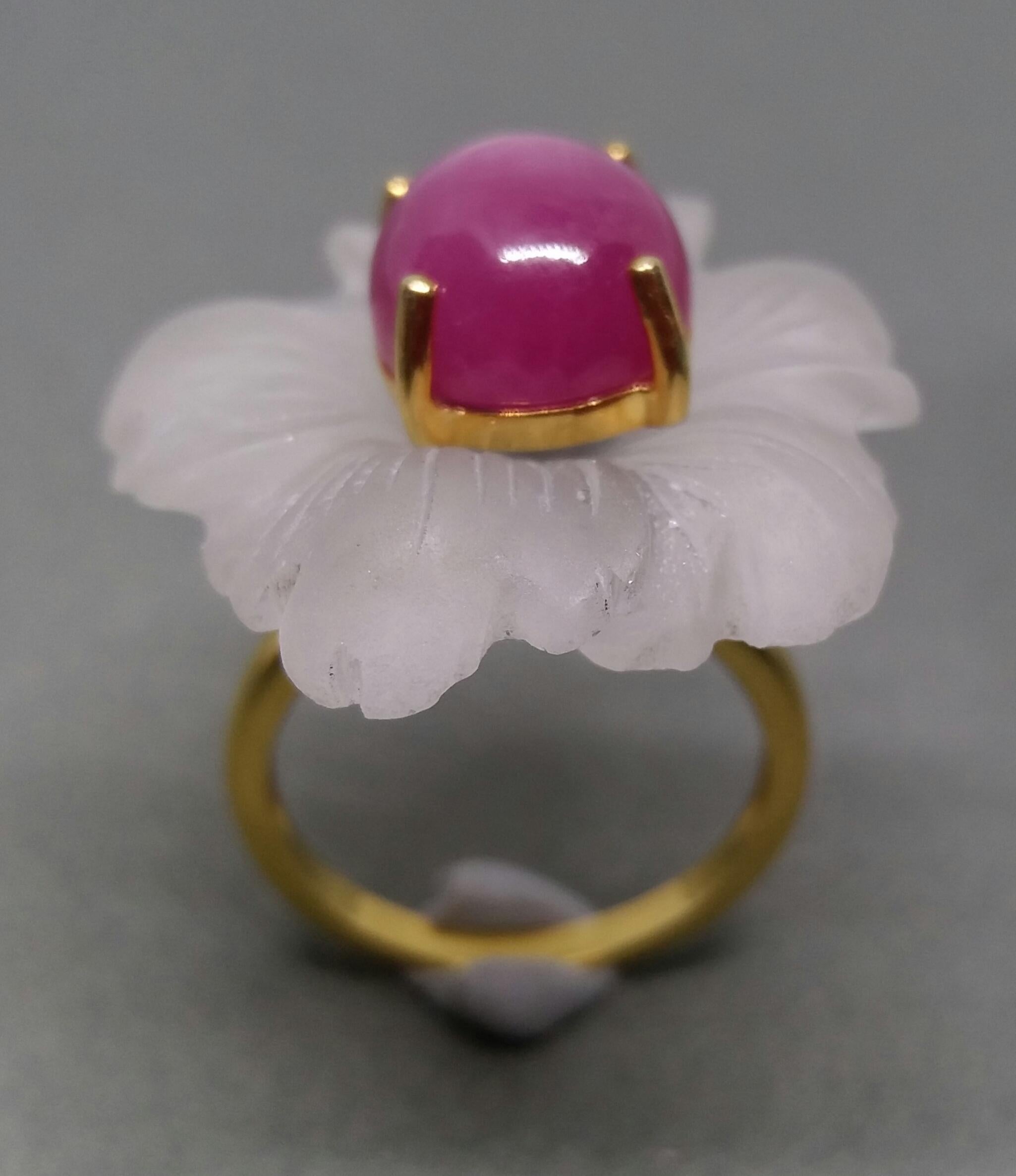 Rock Crystal Flower Natural Ruby Cabochon Solid 14 Karat Gold Fashion Ring For Sale 7
