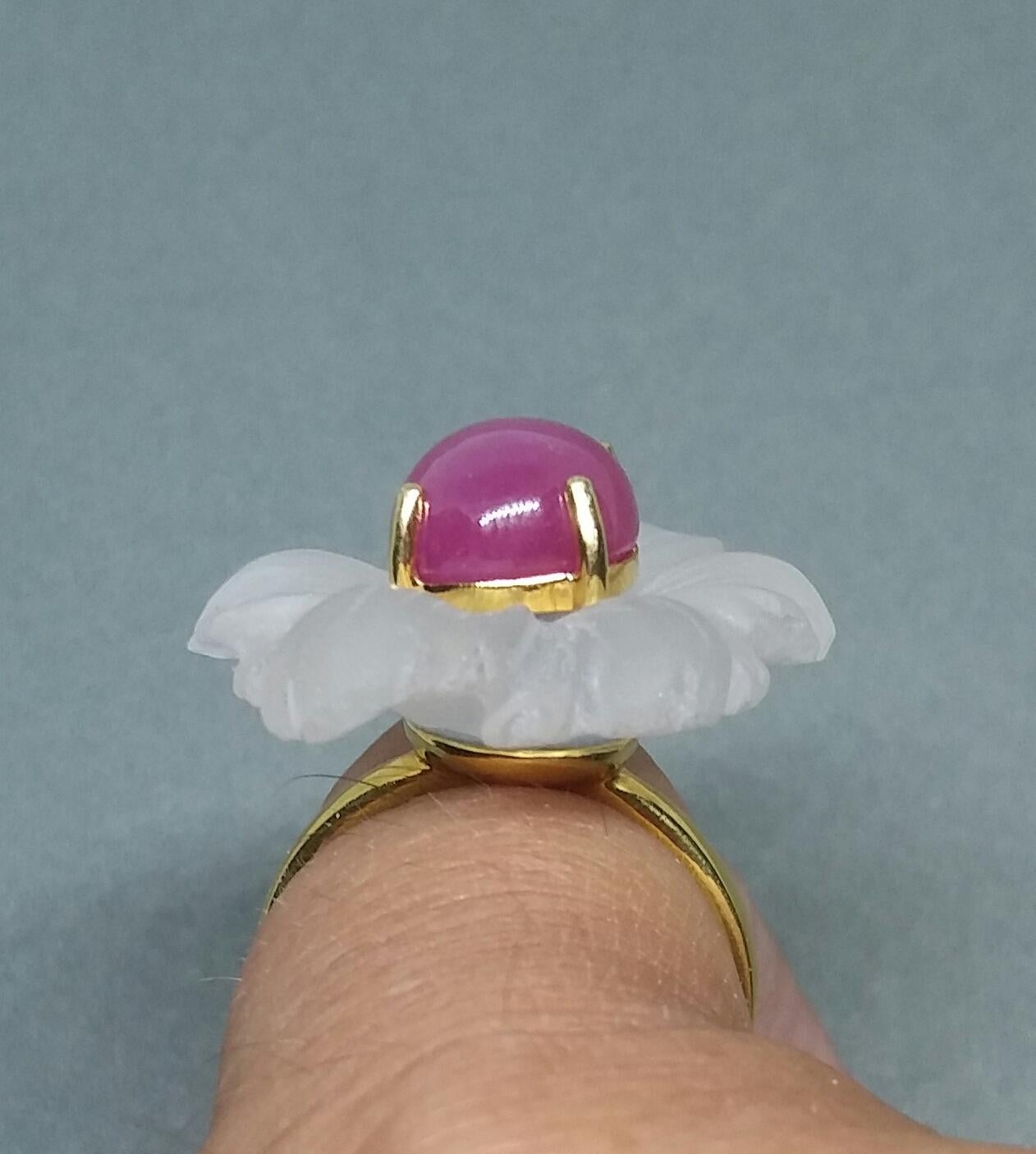 Contemporary Rock Crystal Flower Natural Ruby Cabochon Solid 14 Karat Gold Fashion Ring For Sale
