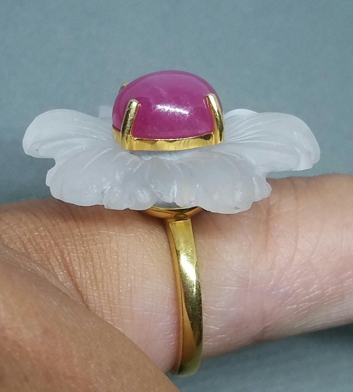 Mixed Cut Rock Crystal Flower Natural Ruby Cabochon Solid 14 Karat Gold Fashion Ring For Sale