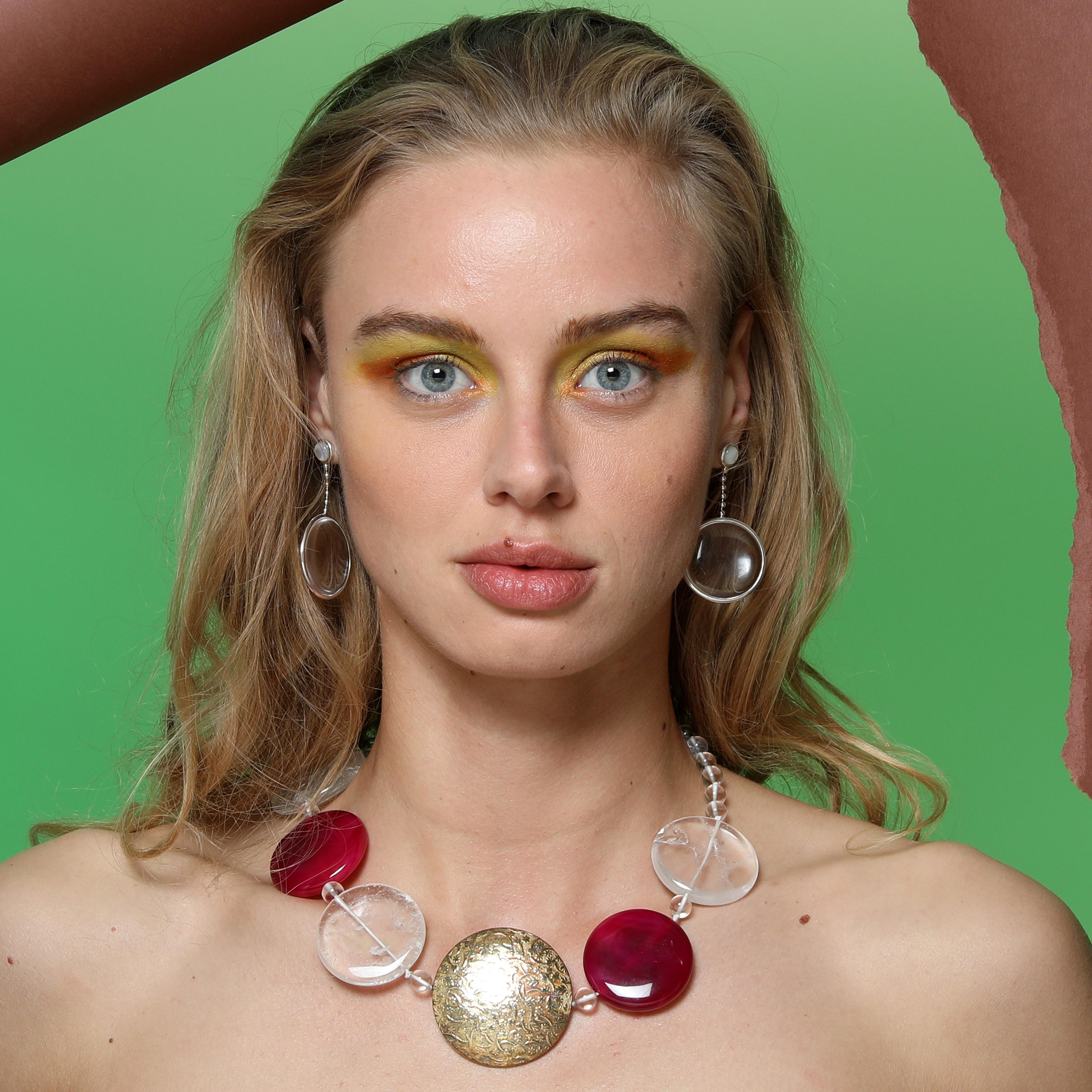 Cristallo di rocca, perla d'acqua dolce, colore agata, collana di perline, orecchini pendenti. in vendita 3