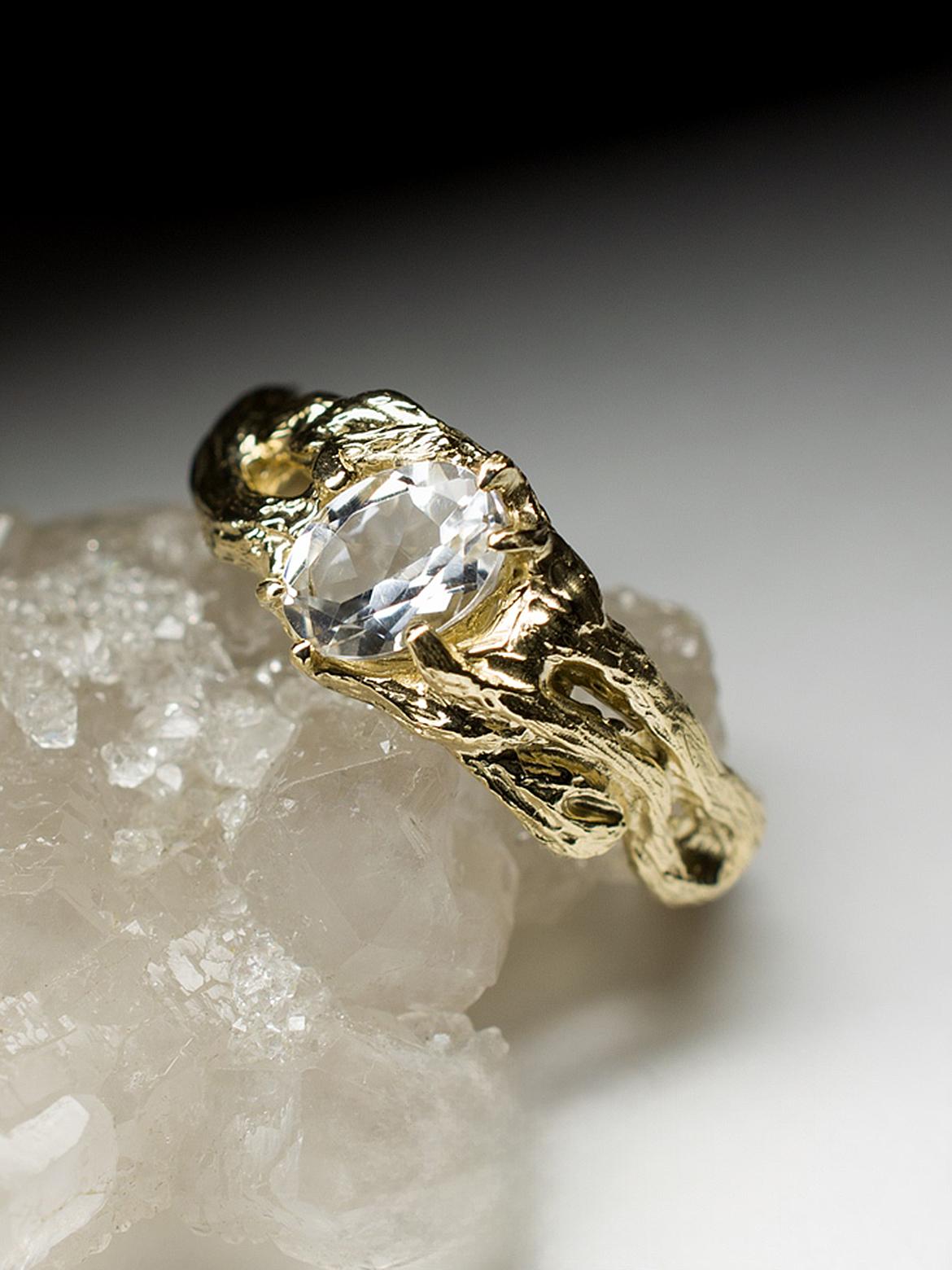 Rock Crystal Gold Ring Natural Oval Quartz Brazilian Gemstone gift For Sale 4