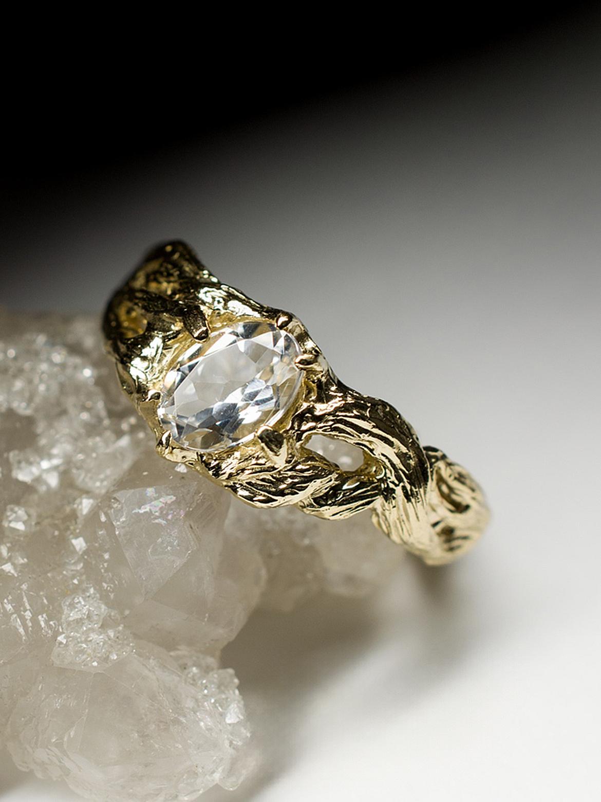 Women's or Men's Rock Crystal Gold Ring Natural Oval Quartz Brazilian Gemstone gift For Sale