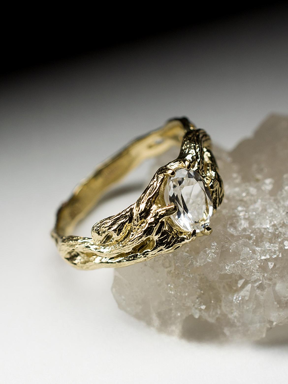 Rock Crystal Gold Ring Natural Oval Quartz Brazilian Gemstone gift For Sale 3